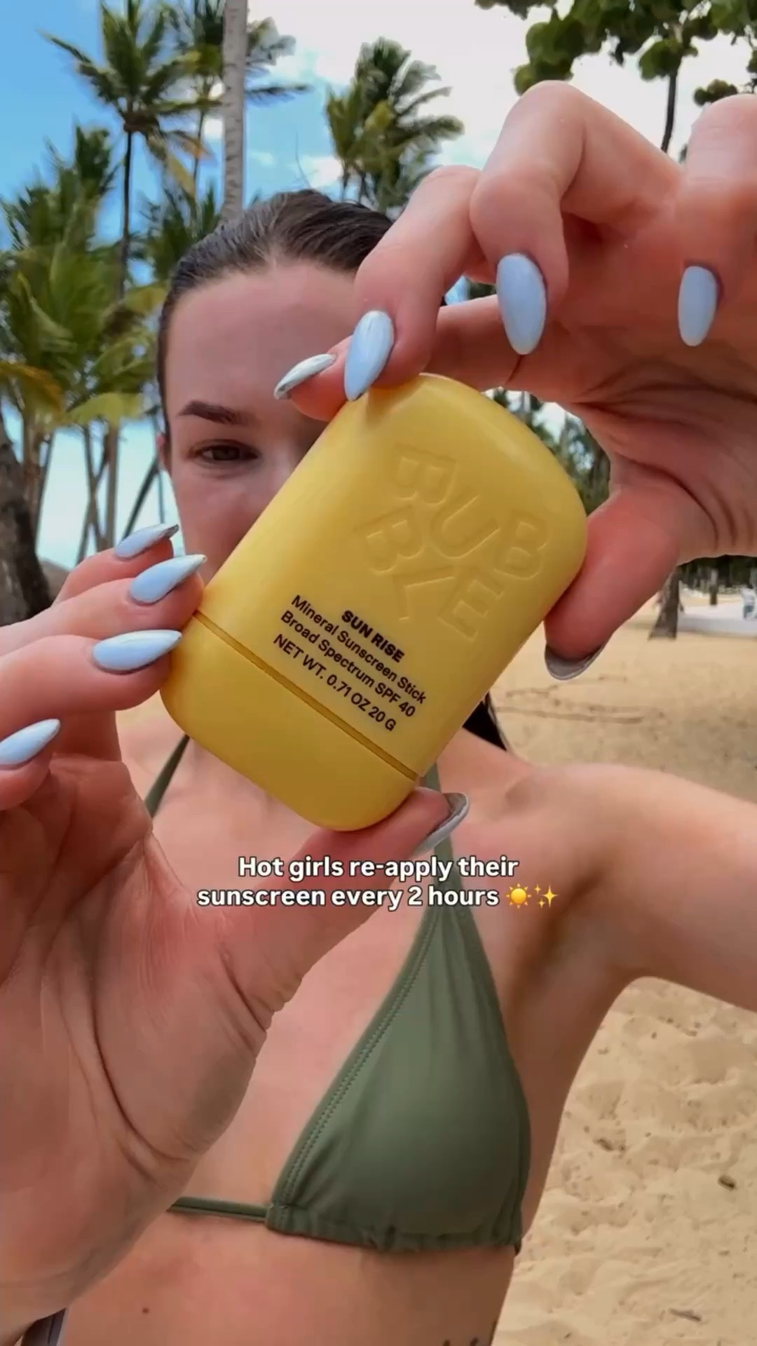 Hot girls at the beach reapply their SPF every 2 hours ☀️ using the @bubble Sunrise SPF 40 stick for glowing, protected skin EFFORTLESSLY 👏🏻👏🏻

#sunscreenstick #mineralsunscreen #sunscreen #bubbleskincare #beachday 

spf sunscreenstick sunscreen bubbleskincare beachday