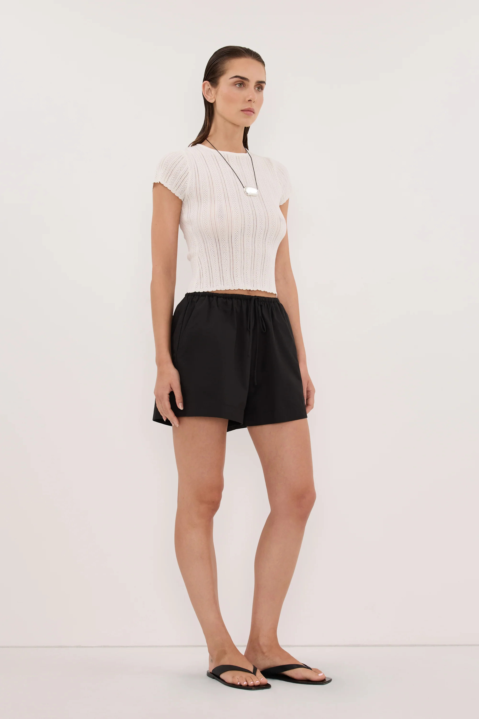 SOMMER BLACK POPLIN SHORT | DISSH