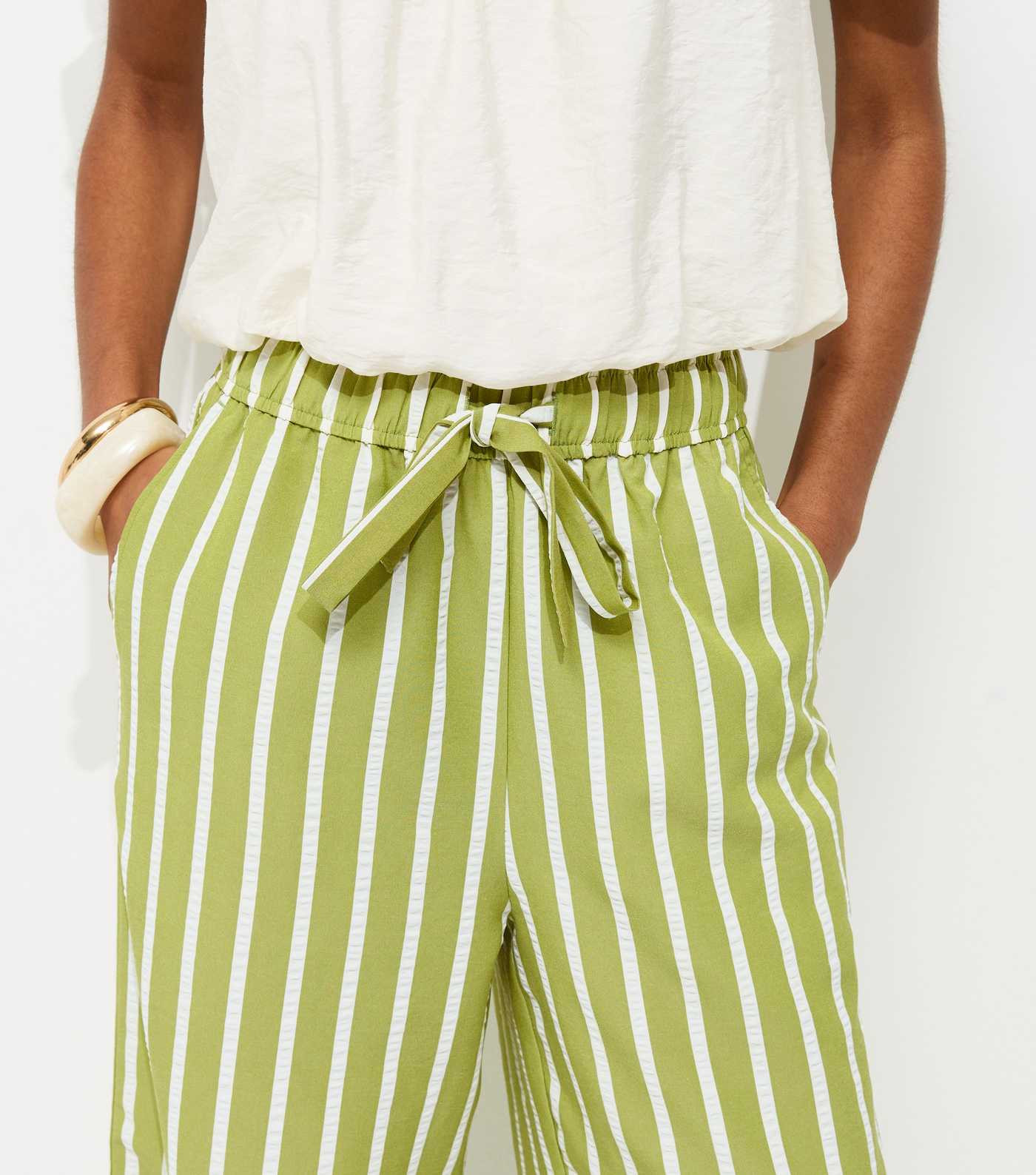 Green Striped Seersucker Wide Leg Trousers | New Look | New Look (UK)