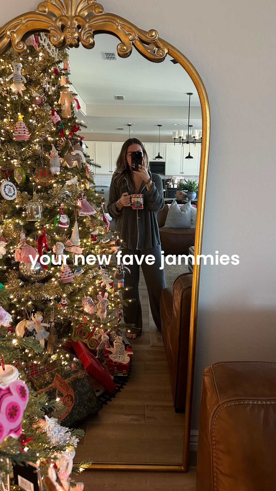 I’m in a M and have 3 colors!

#LTKPetite #LTKFindsUnder50