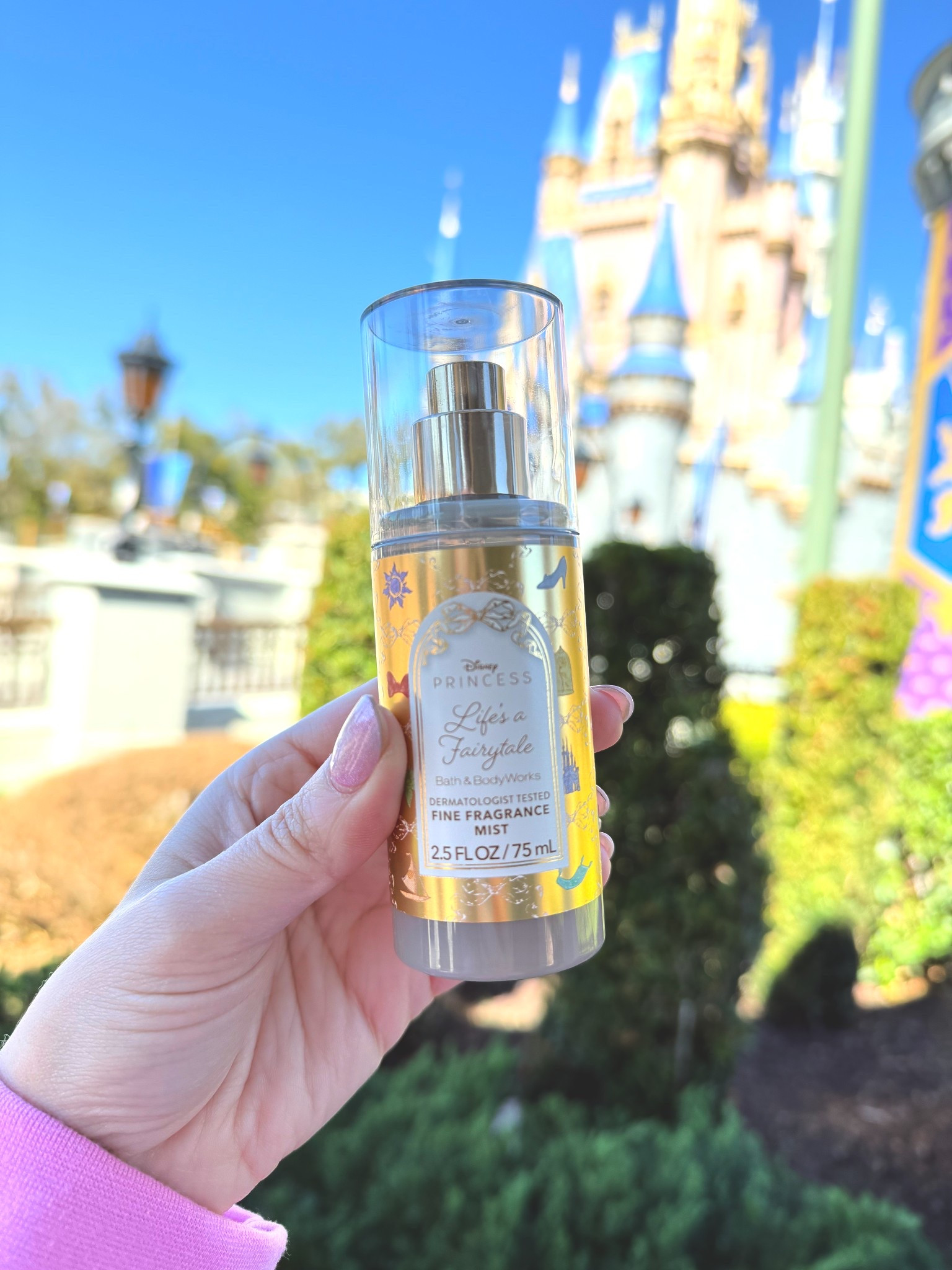 Always in favor of smelling like a fairytale ✨👑

#LTKTravel #LTKBeauty #LTKootd