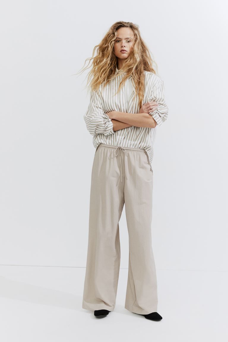 Wide-cut Pull-on Pants - Light taupe - Ladies | H&M US | H&M (US + CA)