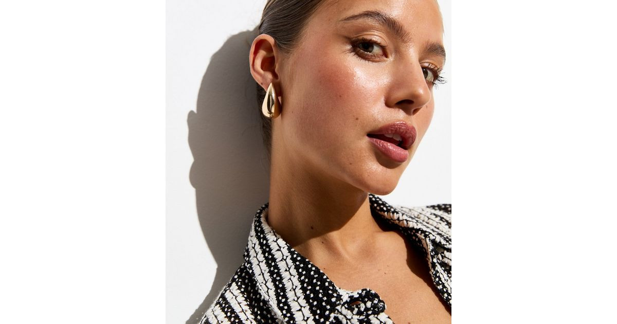 Gold Large Teardrop Stud Earrings | New Look | New Look (UK)