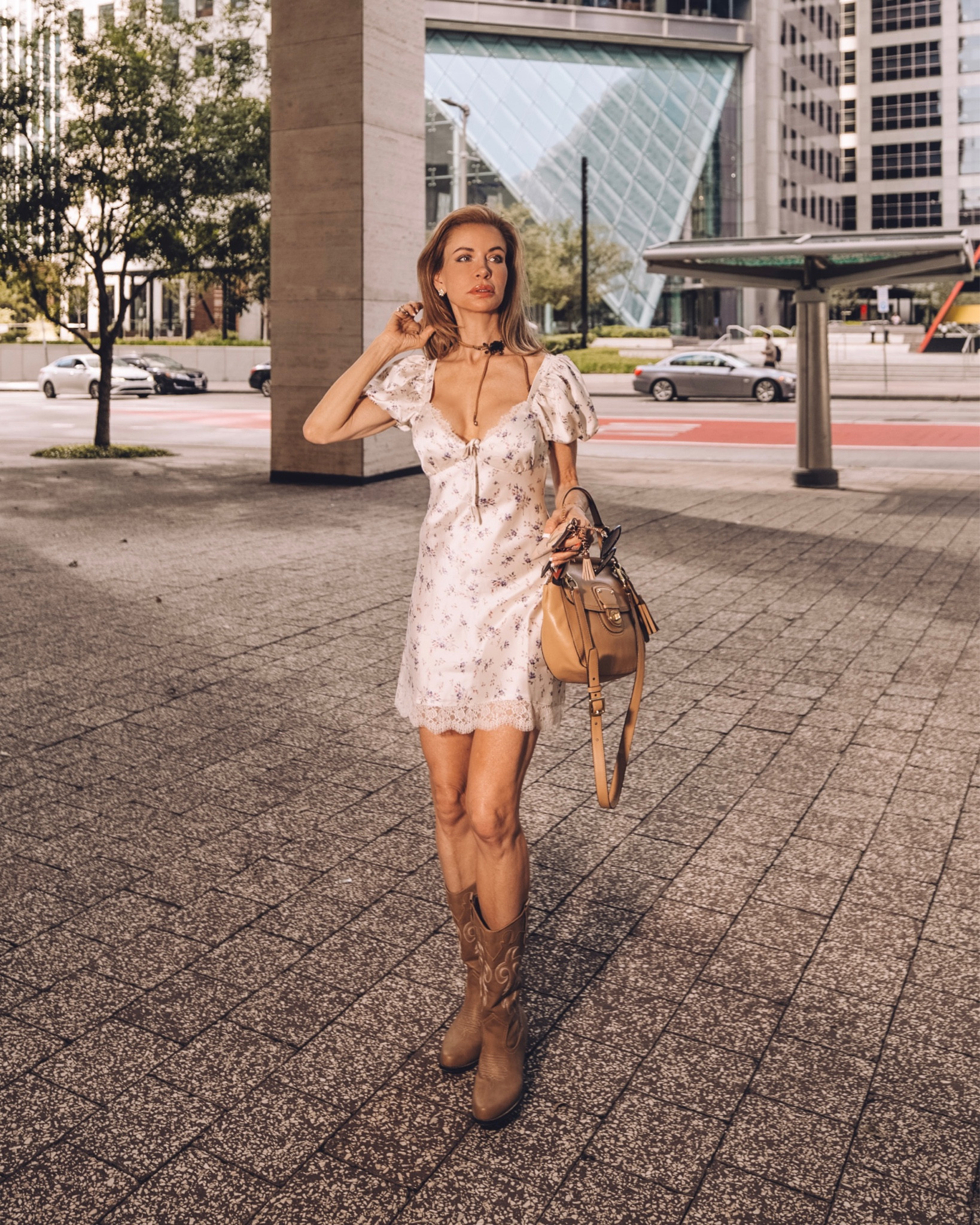 Cutest Saturday dress for brunch, vacay, or even back to school. It’s ageless, light and airy, and moves seamlessly into fall when you add a denim jacket. Happy Saturday y’all!

Dress dresses fall autumn back to school vacation travel skirt denim jeans jacket boots

#LTKFindsUnder50 #LTKBacktoSchool #LTKTravel