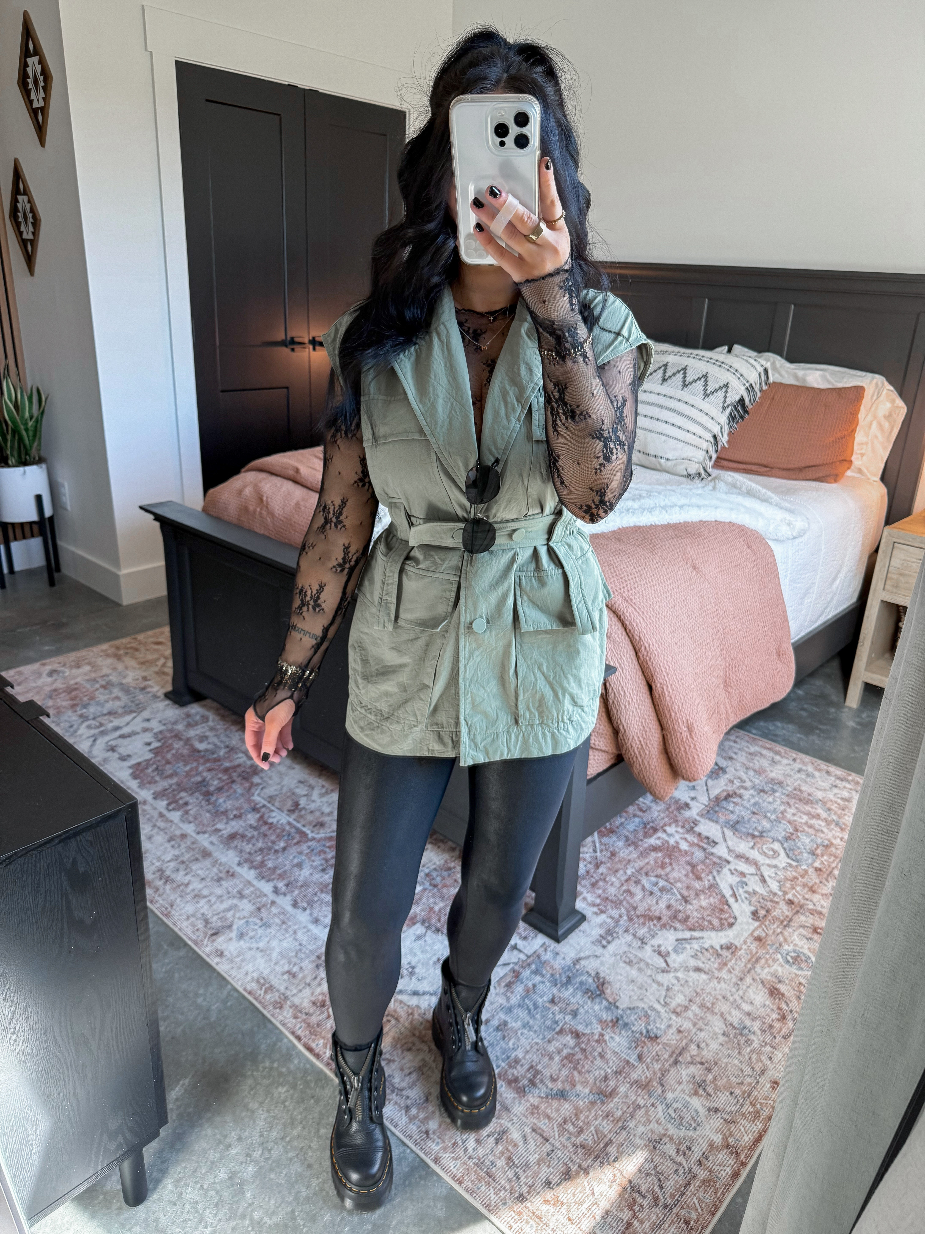 Leather & Lace OOTD 🖤

Lace Top - xs
Bralette - medium
Vest - small
Leggings - medium

Love this edgy but elevated look! 👏🏼 Layered this green utility vest over my black sheer lace long sleeve top (one of my favorite pieces for layering!) Paired them with my faux leather Spanx leggings & finished the look with some ruffle socks, my platform doc martens & some all black sunglasses! 

 

 #LTKootd #LTKFindsUnder50 #LTKFindsUnder100