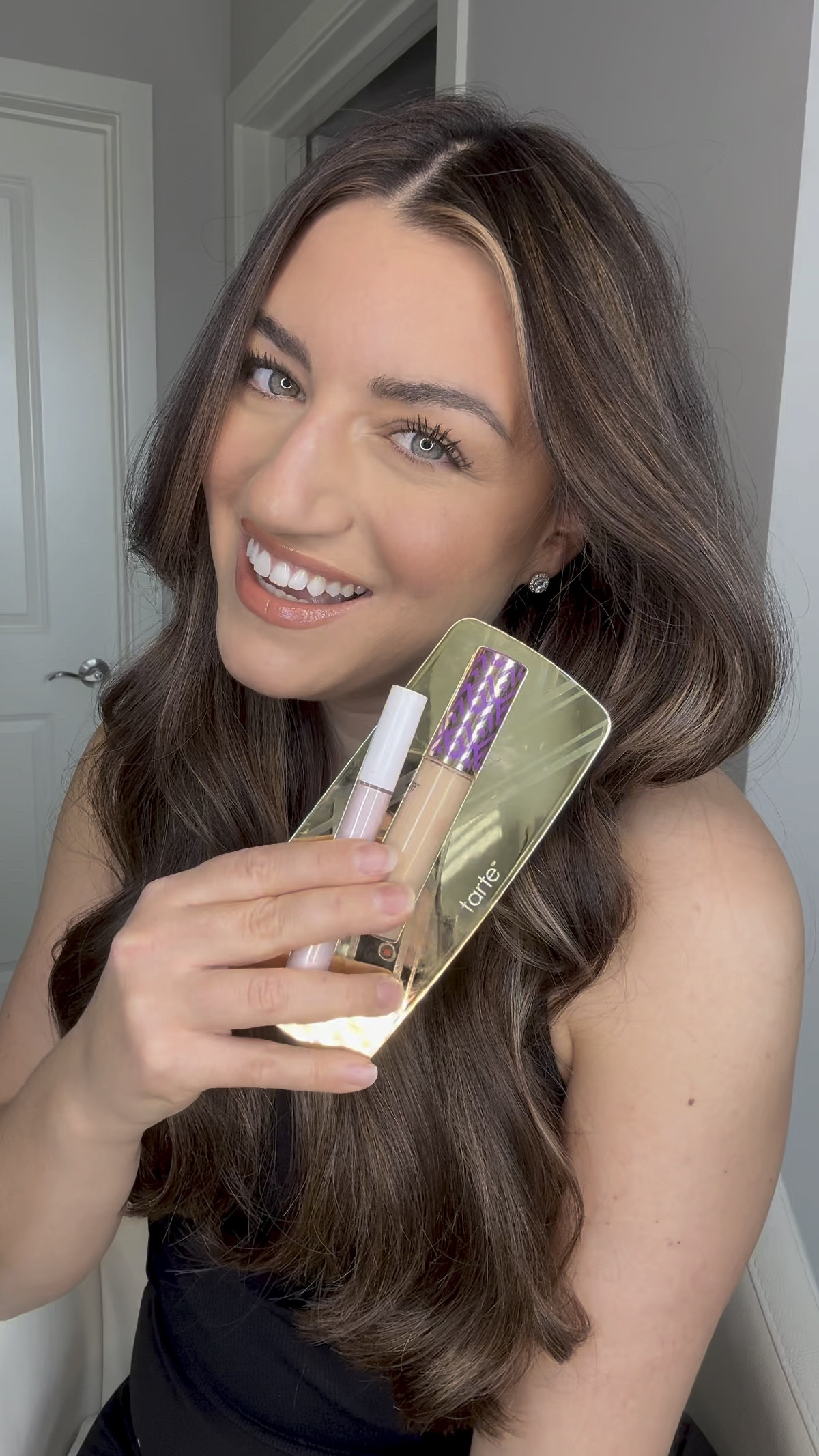 Here’s everything I used:
Eyes: Tarte lash curler + primer, Maybelline falsies volum’ express waterproof mascara 
Eyeshadow: Tarte shape tape glow bar
Lips: Tarte juicy lips shade coconut
Face: Armani luminous silk foundation
Blush: Patrick ta 
Bronzer, highlighter: Tarte shape tape glow bar
Brows: elf neutral brown pencil and Anastasia brow gel 

#LTKfindsunder50 #LTKbeauty #LTKstyletip