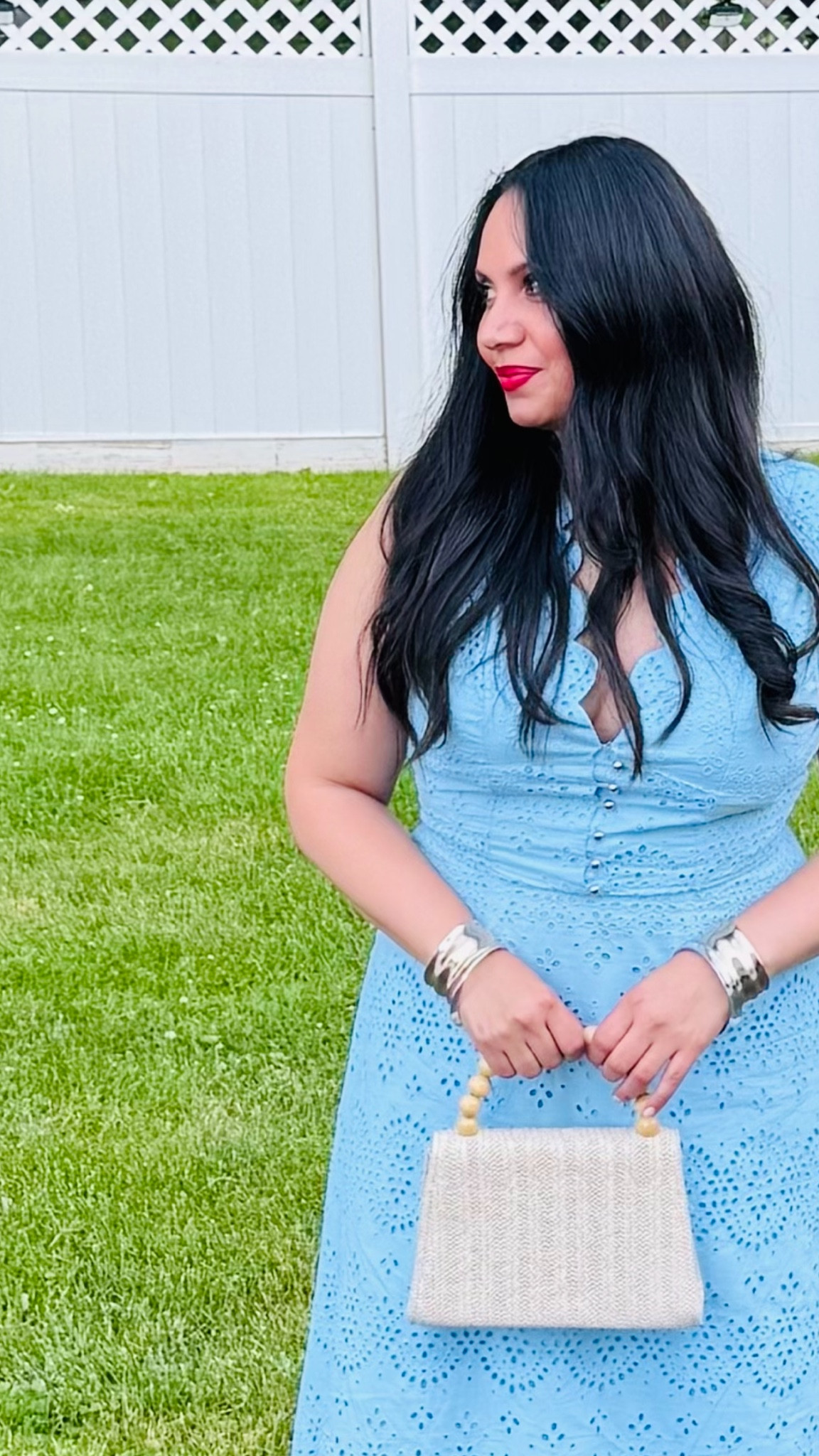 If you have a bridal shower, brunch, baby shower, or graduation party coming up... this is the dress 🩵 @commense.official 

Literally perfect for any daytime events you might be attending this Summer and under $100 🙌🏼

And use code styleuncovered_12 for 12% off your order 

#summerdress #midsizestyle