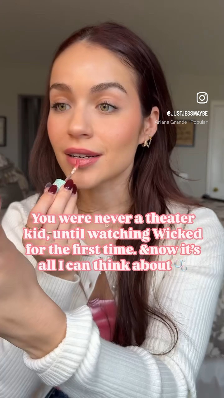 Glinda lip combo 🫧 

#LTKHoliday #LTKBeauty #LTKParties