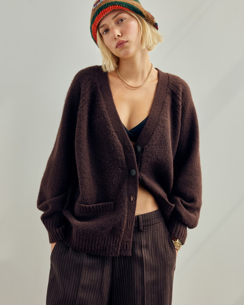 Dad V-Neck Cardigan | Abercrombie & Fitch (US)