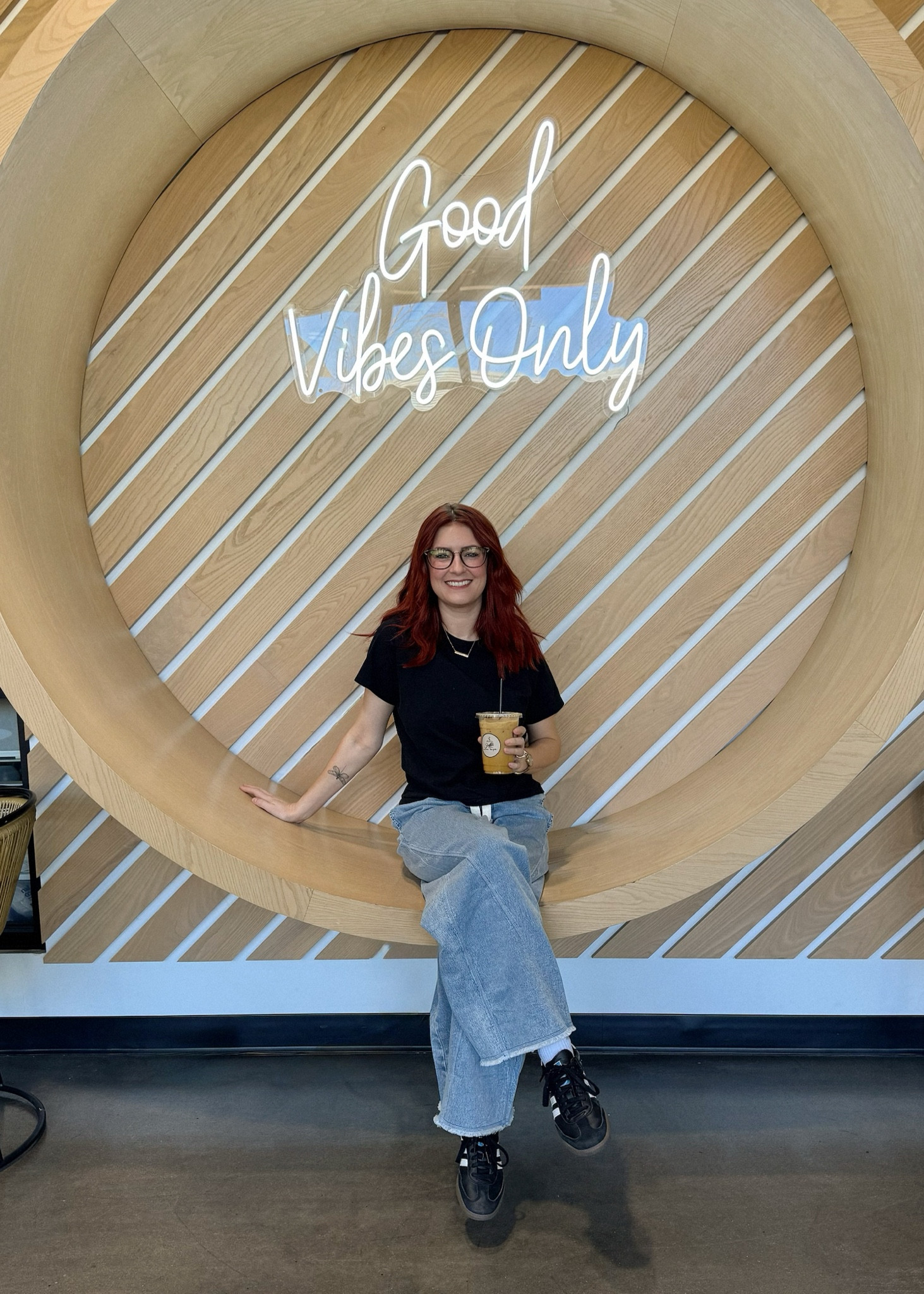 The comfiest lazy day jeans!

SIZE DOWN!
I am wearing an XS (short)

My measurements:
5ft 1in, 105lbs, waist 26