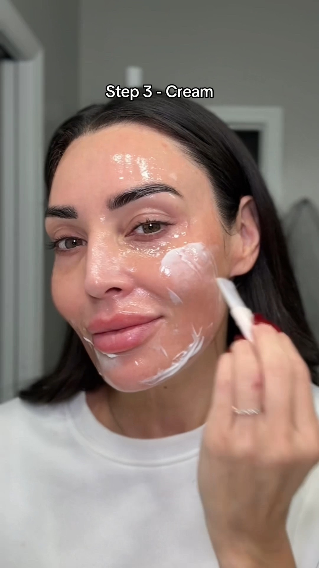 Week 2 ✨
I’m testing the Thome At-Home G Peel over 4 weeks and tracking the results as I go. I love treatments you can safely do from home, and so far my skin looks super hydrated, glassy, and fresh 💦

This peel is meant to gently resurface + support skin renewal without heavy downtime — more of a gradual glow-boost than a dramatic peel. Excited to see how things progress over the next couple weeks 🙌
Product is linked if you want to peek at it.

@thome_global 
#thomeskin #homefacial #glassskin #koreanskincare #skinrecycling 

#LTKBeauty #LTKselfcare #LTKgrwm