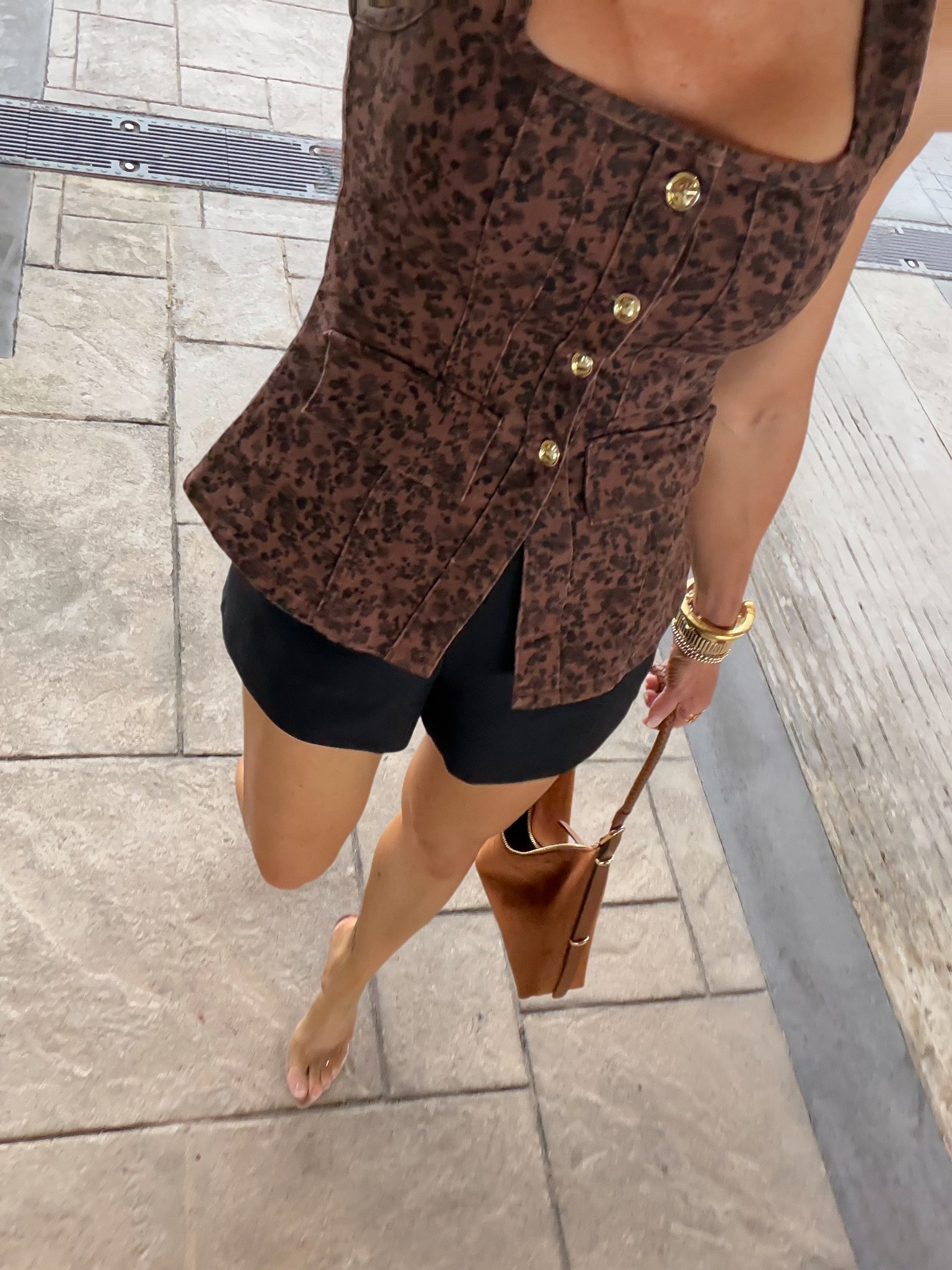 Date night 🤎🖤

Fall outfits women over 50, date night outfits, leopard print top, suede shoulder bag, fall bags, clear heels

#LTKdayinmylife #LTKootd #LTKOver40