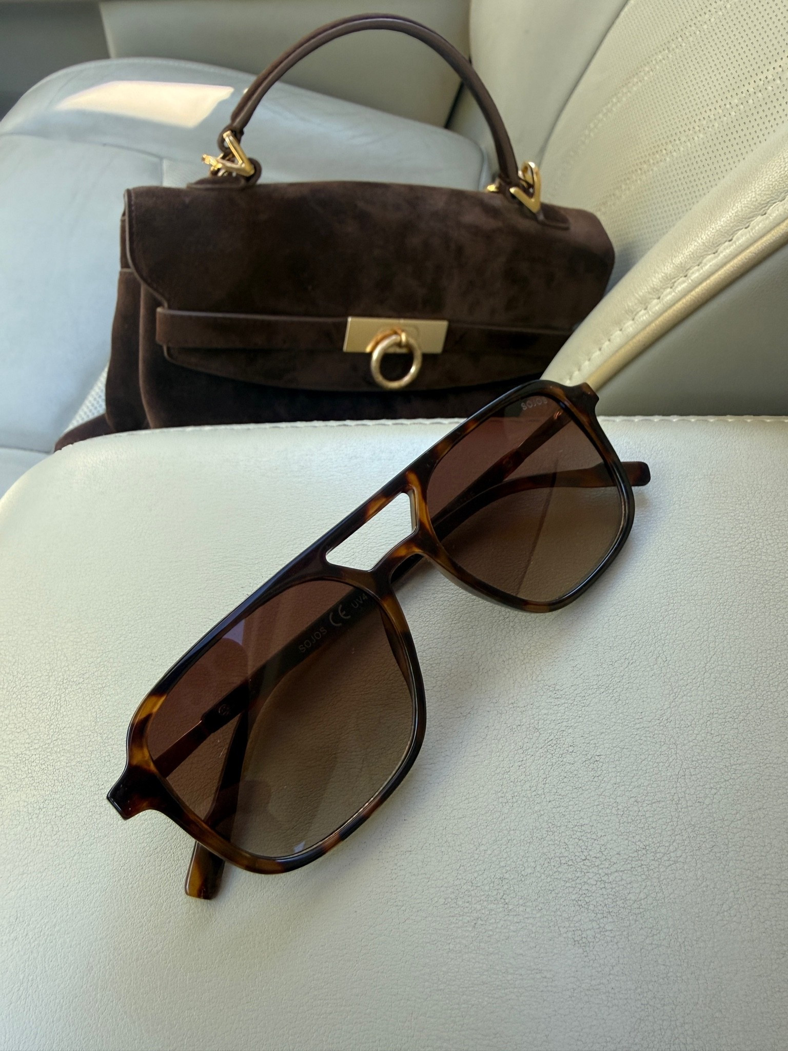 Affordable Sunglasses (code: LTKSOJOS)

#LTKOver40 #LTKootd