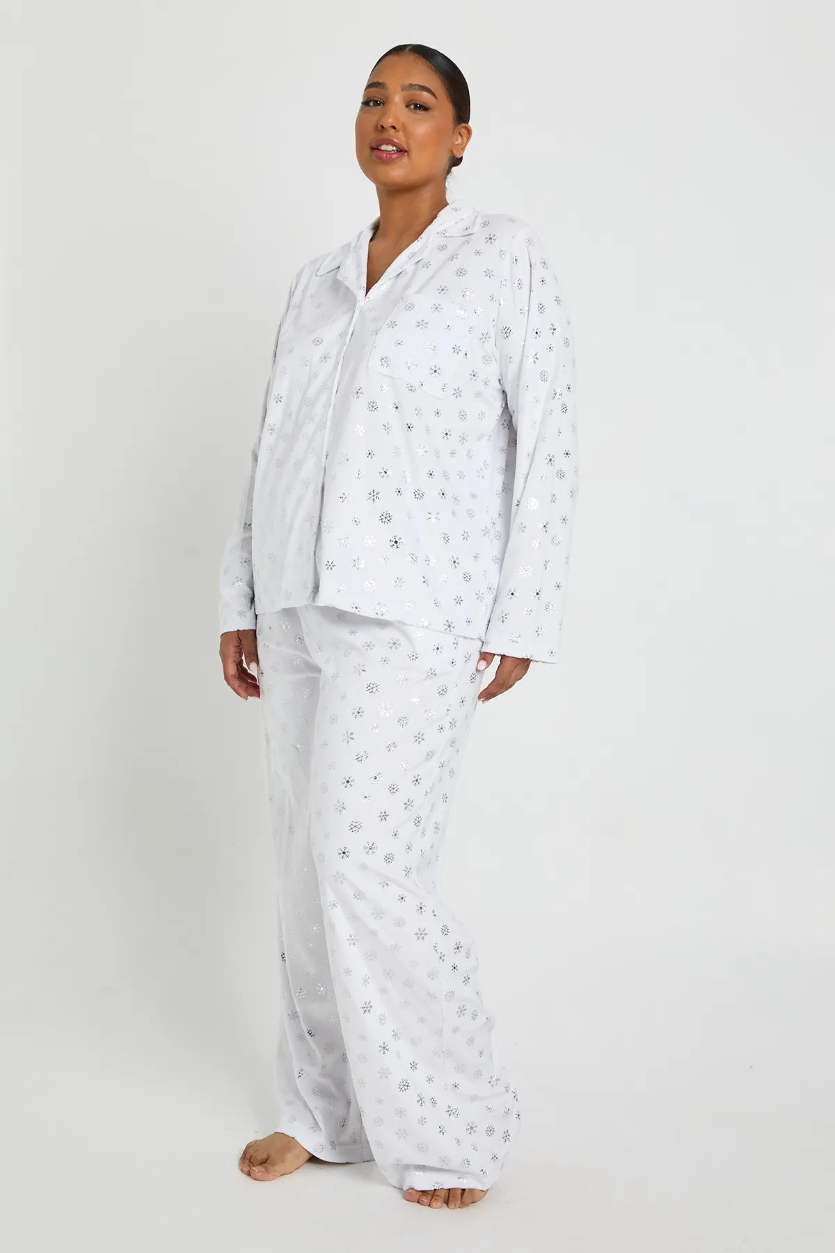 Plus Metallic Snowflake Fleece Pyjama Set | Boohoo.com (UK & IE)