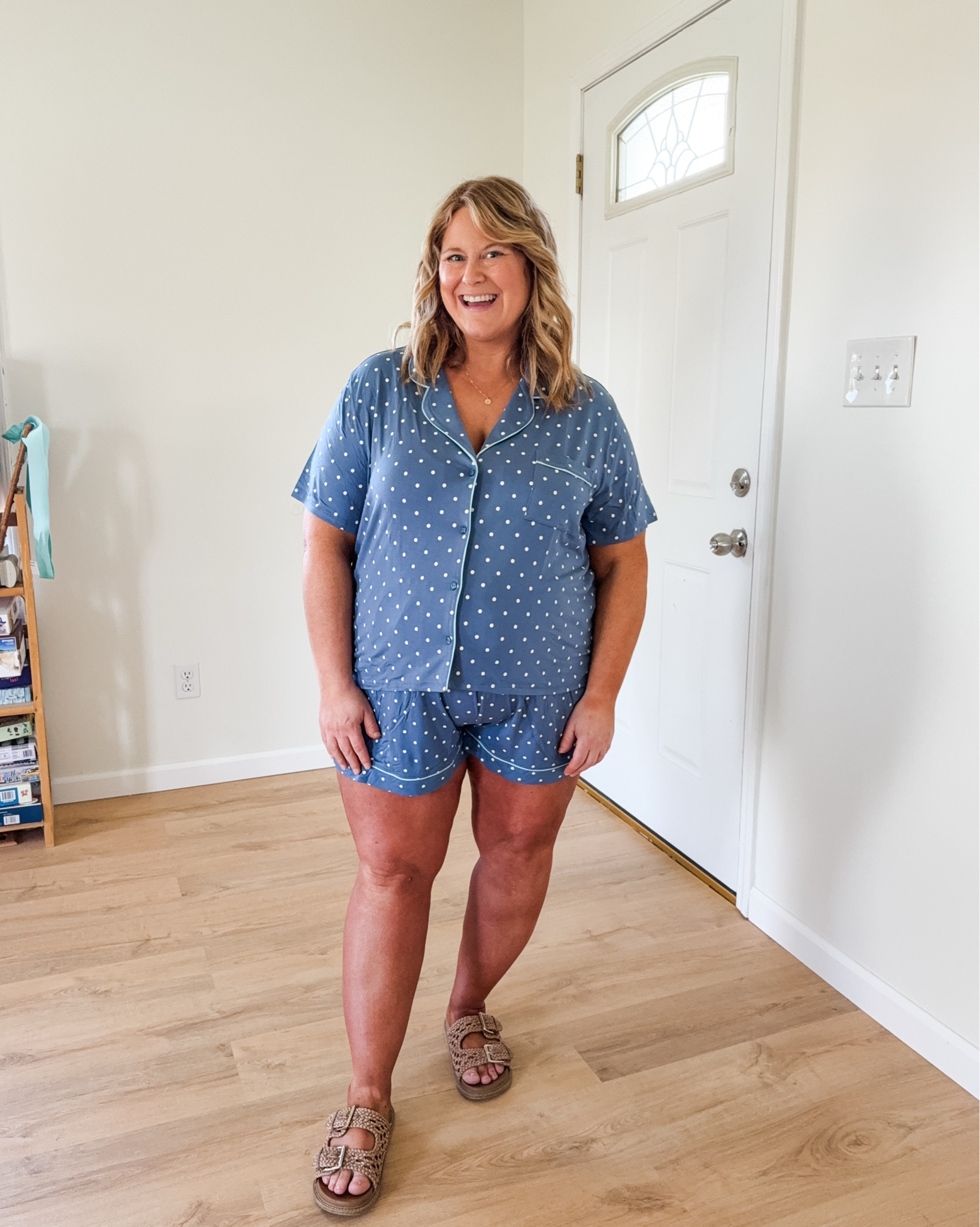 American Eagle & Aerie try on!

Pajamas - XXL in both (sized up for comfort during pregnancy but I’d go with your normal size)
Sweatshirt - large
Leopard shorts - XL
Tee (black & green are the same) - XL
Tan striped shorts - XL
Gauze button down - large (retuning - too oversized)
Blue striped shorts - XL
Quarter zip - Xl (returning, fabric is uncomfortable )

#LTKBump #LTKMidsize #LTKSaleAlert