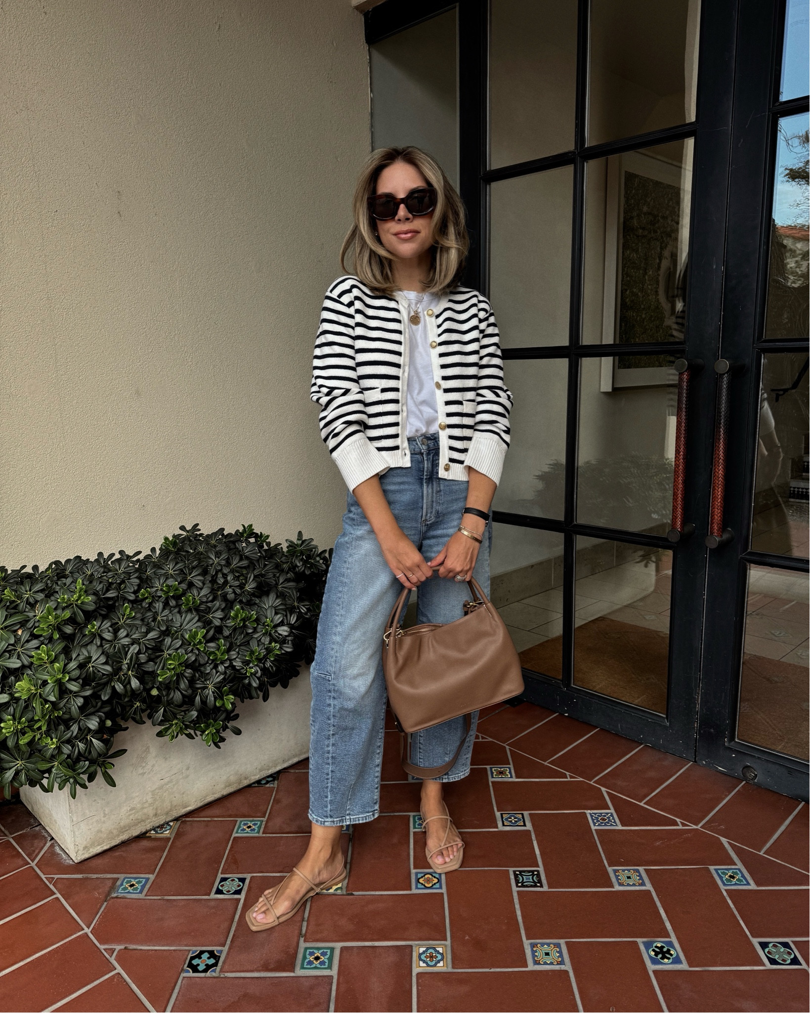 Lady Jacket— Size XS Runs Large // Basic Tee // Fall Transitional // Barrel Jeans // Strap Sandals— 50% Off // Radley London Bag

#LTKStyleTip #LTKShoeCrush #LTKSaleAlert