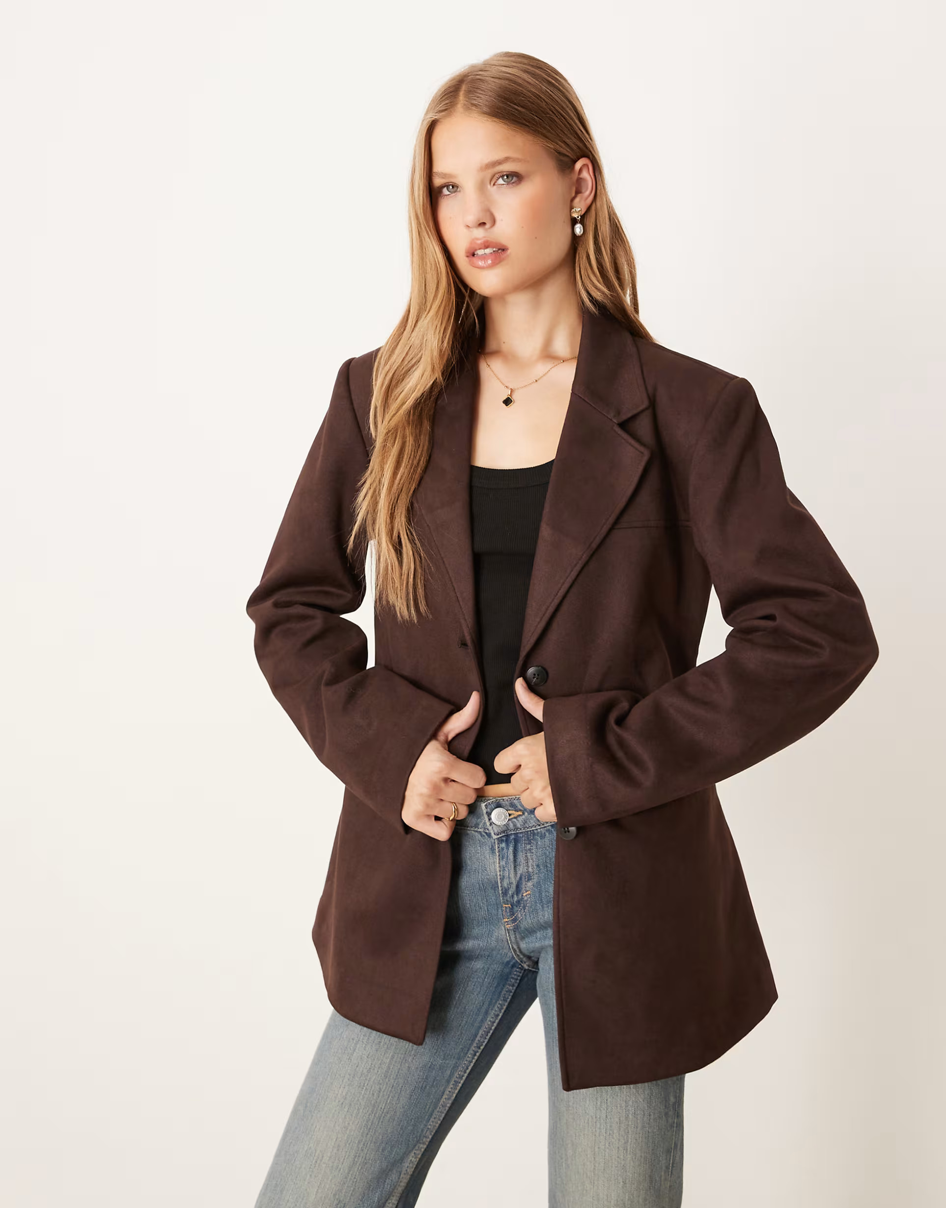 Gina Tricot relaxed fit faux suede blazer in dark chocolate brown | ASOS (Global)