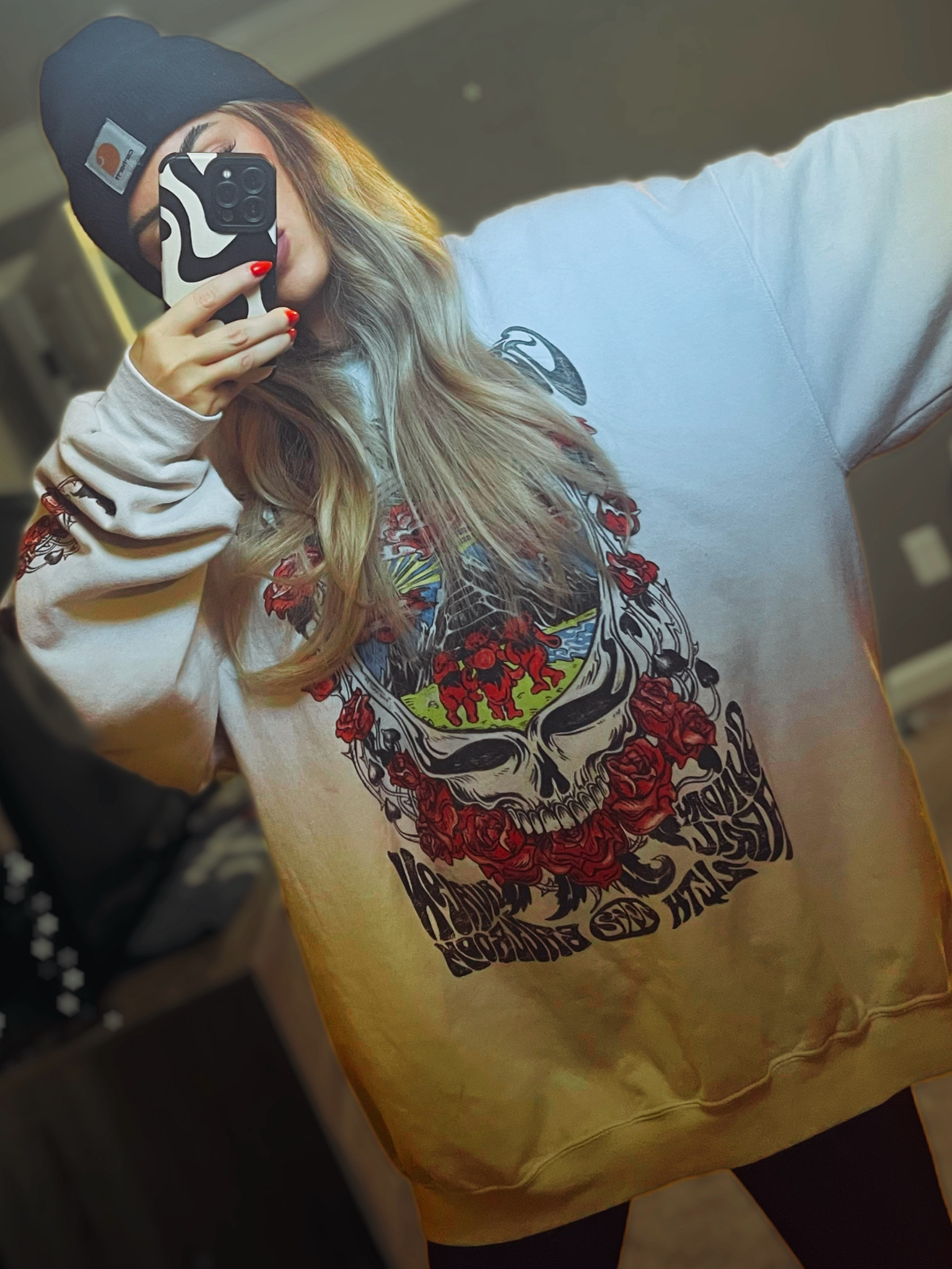 Can never go wrong with a good oversized graphic. I live in these!  

#LTKfindsunder100 #LTKsalealert #LTKstyletip