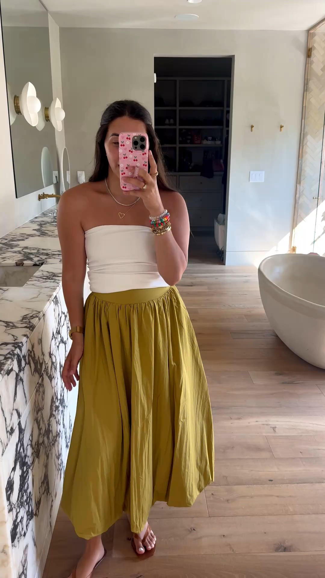 The quality of this skirt actually blew me away! Soooo cute 

Top: medium
Skirt:  medium

Dressupbuttercup.com #dressupbuttercup #dederaad

#LTKootd #LTKmomlife #LTKSeasonal