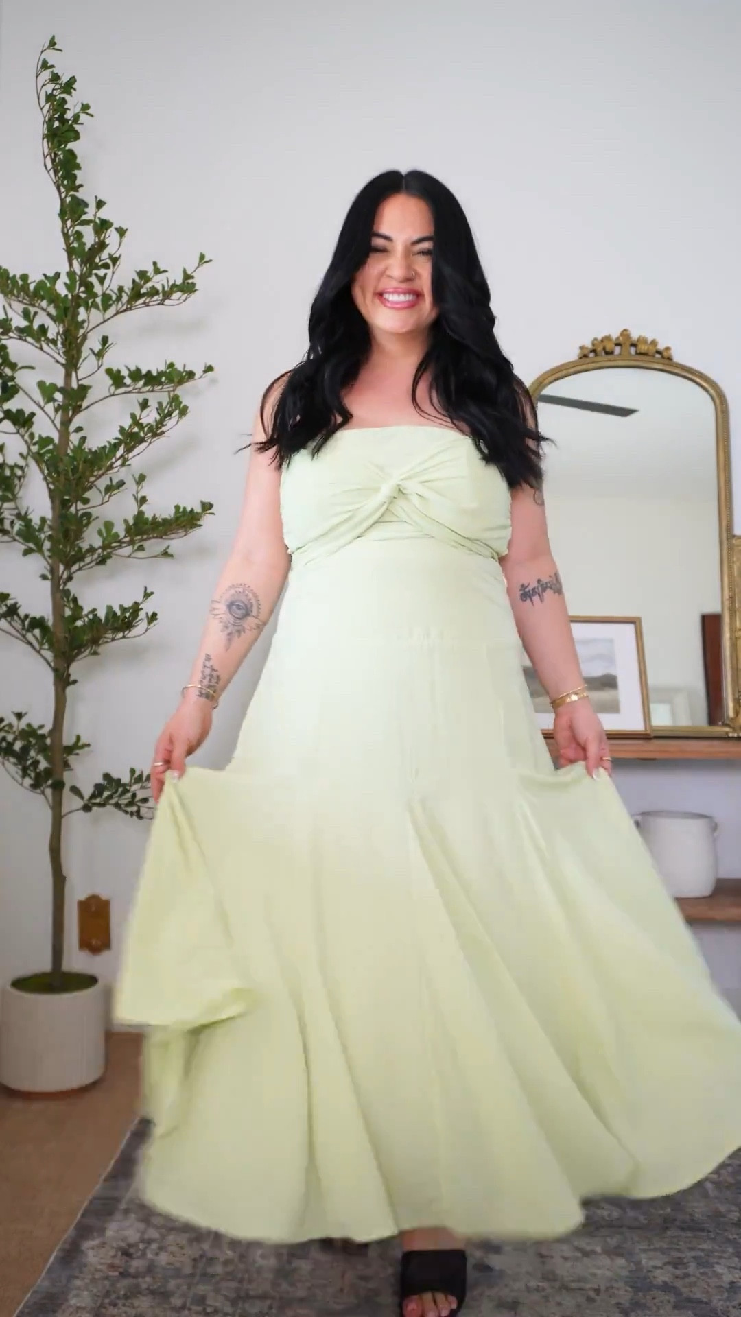 You can tie this dress so many different ways!!

Abercrombie, @abercrombie, midsize, midsize fashion, travel dresses, multi tie dress, Tori block

#LTKootd #LTKTravel #LTKSeasonal