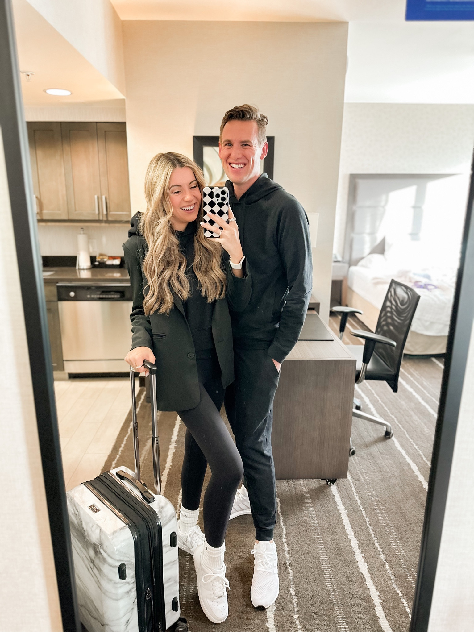 Airport outfit, airport style, travel style, travel outfit, travel fashion, airport fashion

#LTKFind #LTKtravel #LTKstyletip