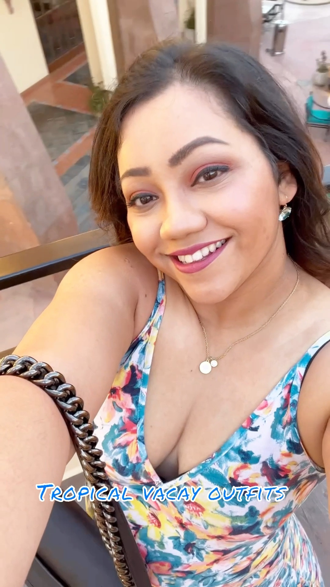 Resort wear looks ☺️🌴💕

Tropical ootd, fashion ootd, Tropical vacation outfits, best outfits for island vacation, LTK ootd, LTK fashion, tropical vacation dresses, resort wear, resort wear ootd, resort clothes, resort vibes

#LTKSwim #LTKTravel #LTKSeasonal