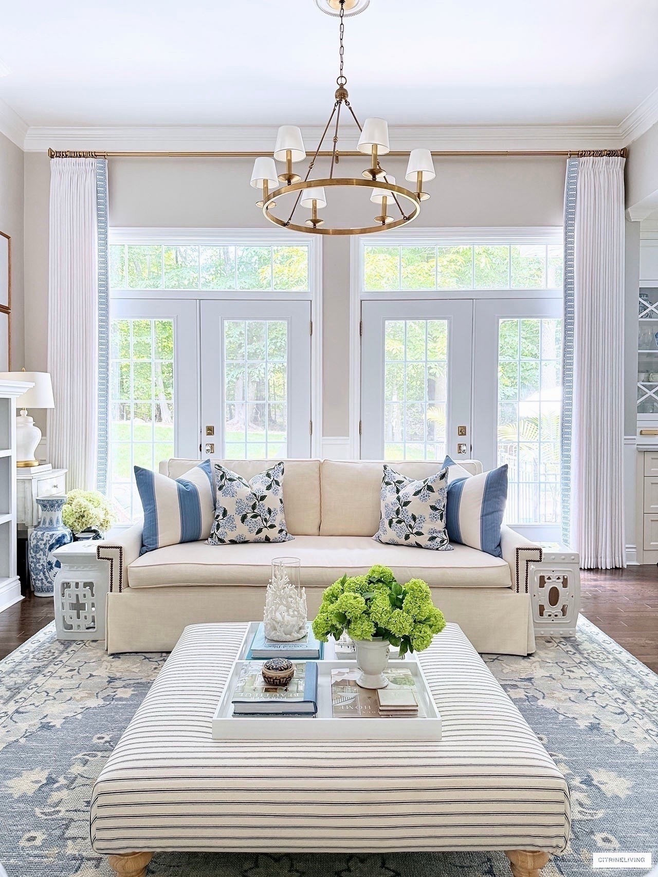 Simple and chic summer living room decor with blues and greens

Summer decor, summer finds, summer home finds, summer home decor

#LTKSeasonal #LTKHome