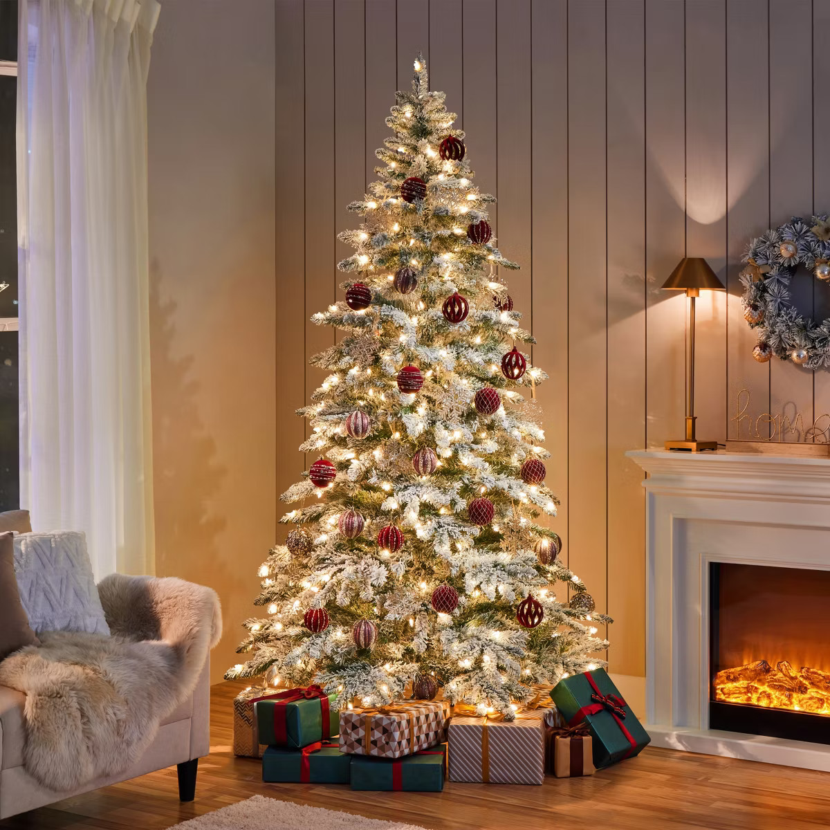 Yaheetech 6Ft/7.5Ft Pre-Lit Snow Flocked Christmas Tree, with 400 White LEDs, 940 Realistic PVC T... | Target