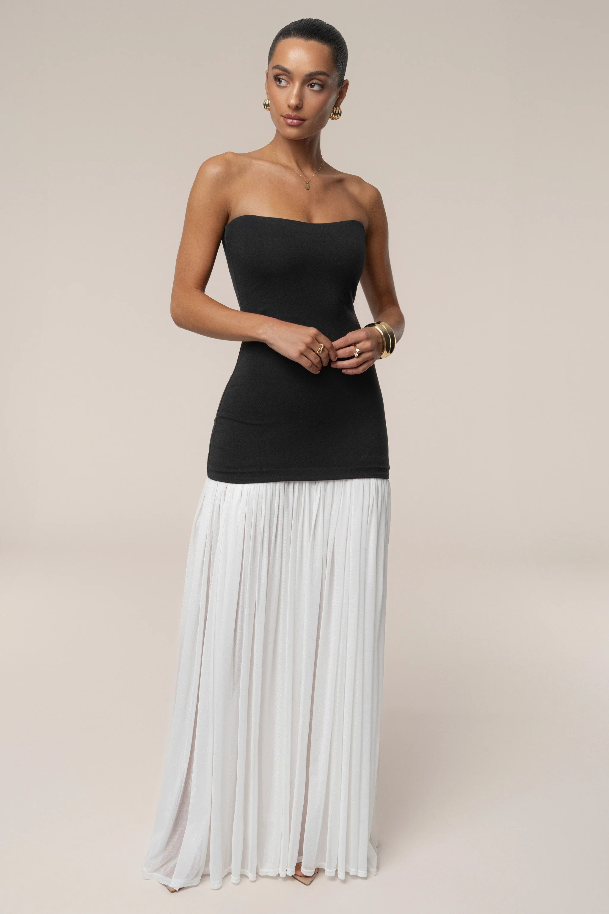 Black Cielo Contrast Maxi Dress | JLUXLABEL