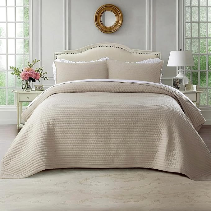Oversized King Quilt Set 112"x106" – Soft Washed 3-Layer Lightweight California King Bedspread,... | Amazon (US)