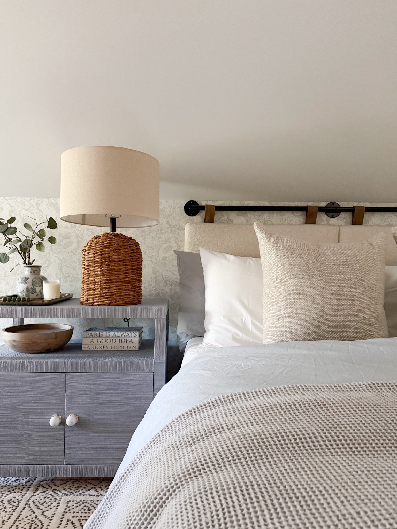 I gave our attic guest bedroom a little fall refresh with the help of @quince! I wanted this bedroom to feel like a boutique hotel so I chose giza cotton sheets (in white) as a base and layered on my favorite crisp percale duvet (in mist) and waffle blanket (in dove). It’s cozy and cooling and just the perfect little space for guests and holiday hosting.

#LTKHome #LTKmorningroutine #LTKselfcare