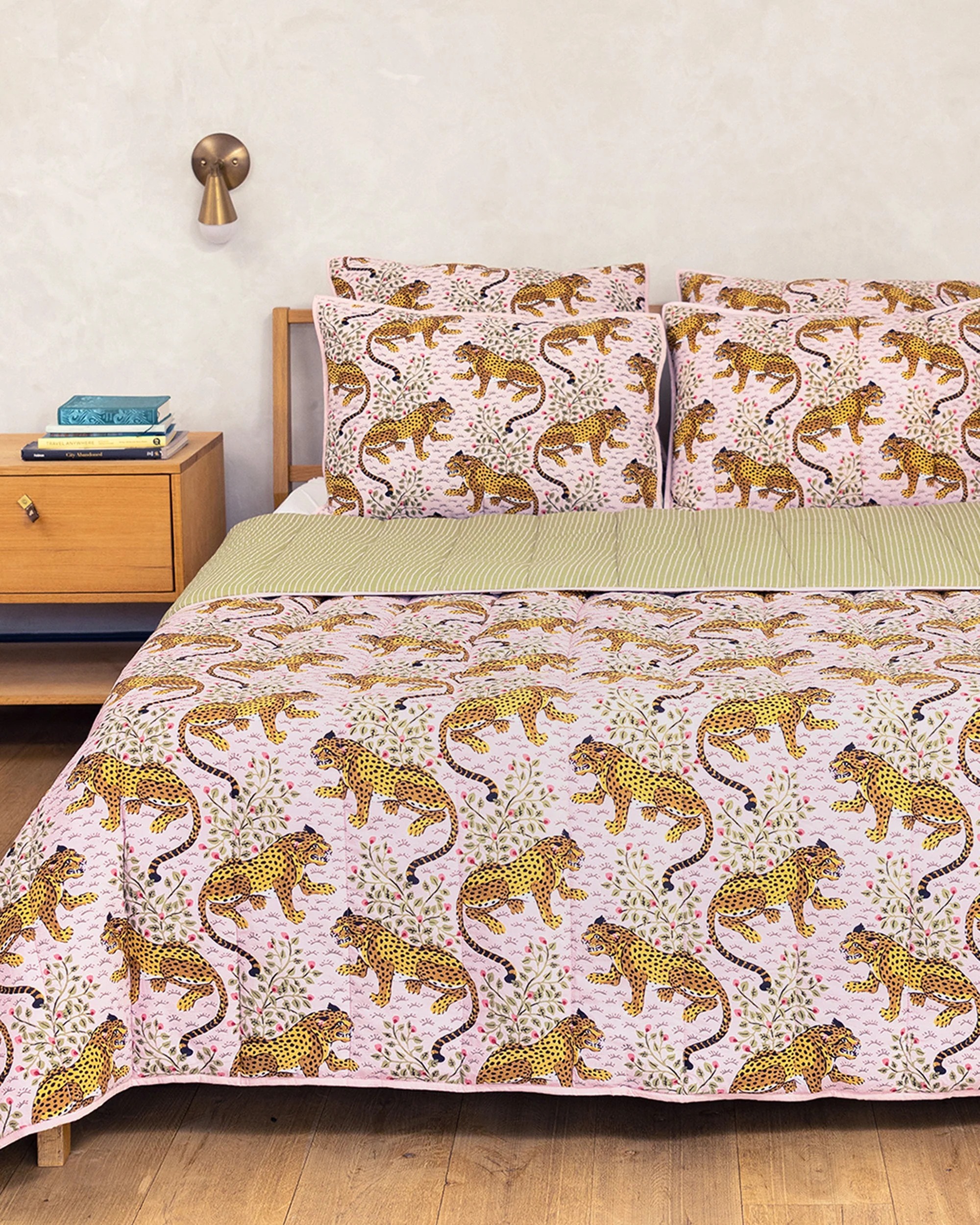 Bagheera - Quilt - Blush | Printfresh