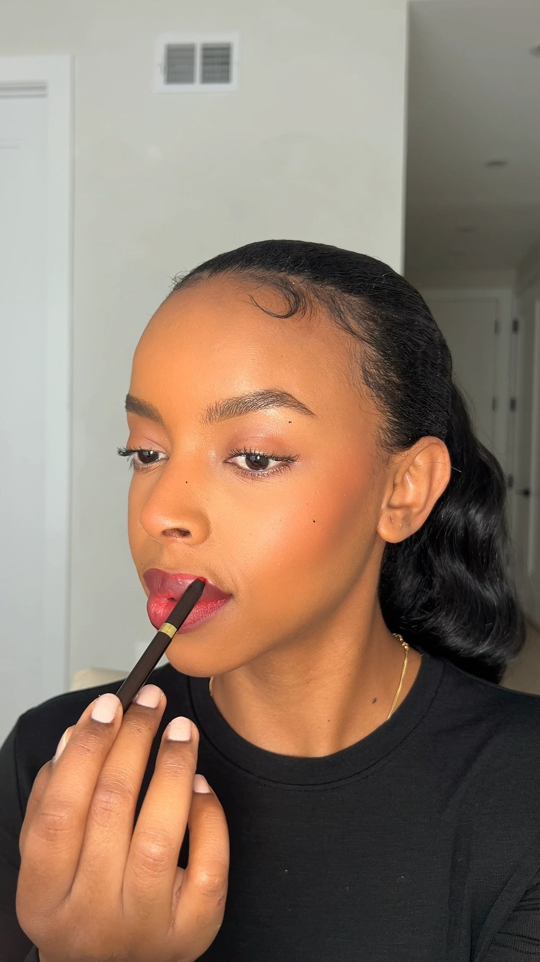 As a girl with full lips, my lip combo is probably the most important step in my makeup routine, so you know what I put on is very important to me. @tomfordbeauty sent over their newest shades of their Runway Lip color and their 8 new shades of lipliners from @sephora and I think I’m a little obsessed, especially with the shade Scarlet Rouge. It’s the perfect red for the holiday season. #sephora #ad #TFBxLTKPartner@tomfordbeauty

#LTKGiftGuide #LTKHoliday #LTKCyberWeek