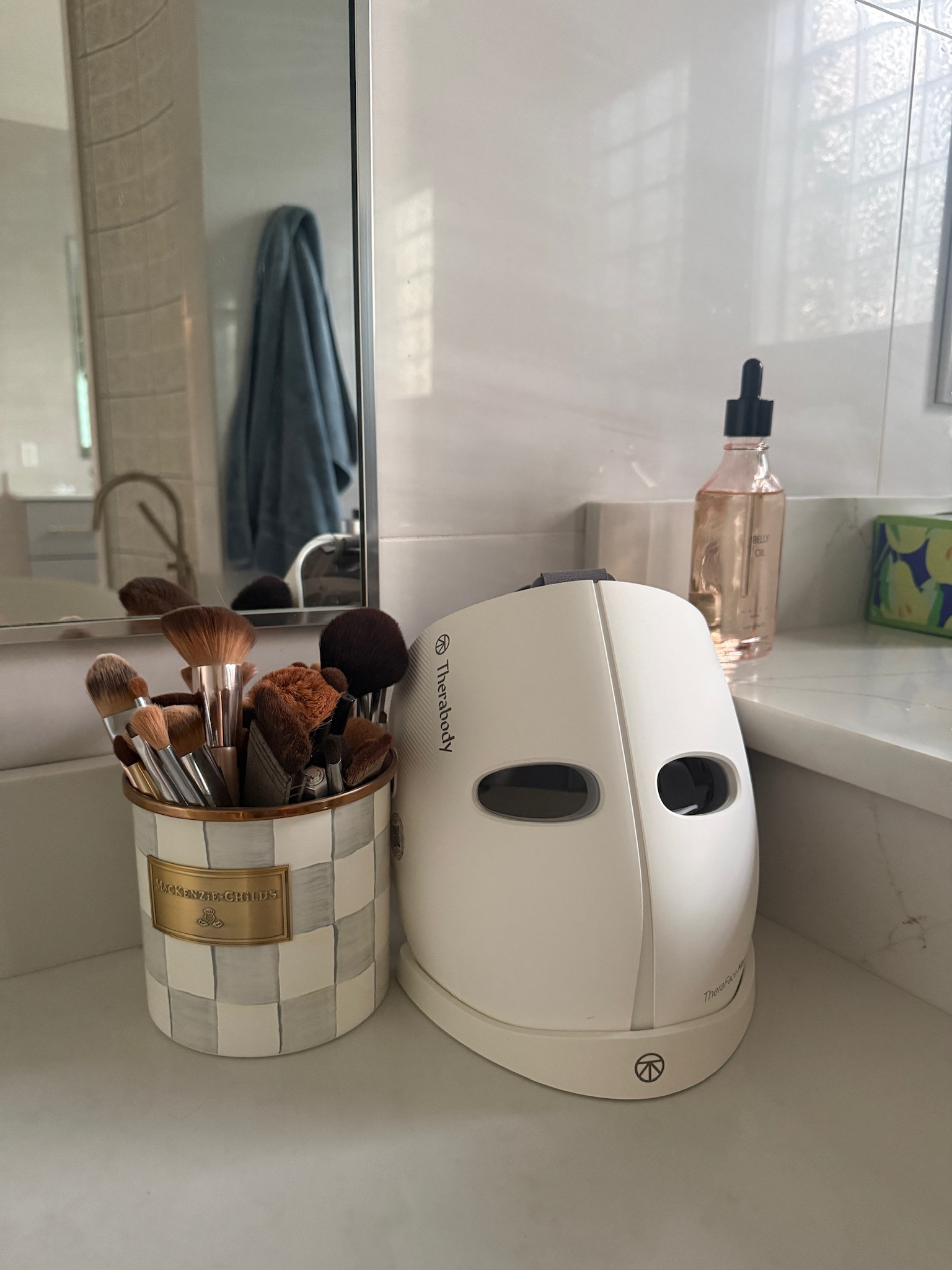 Such a good beauty find & on sale!

Therabody, Therabody mask on sale, beauty sale, skincare, boy mom, grace white

#LTKselfcare #LTKSaleAlert #LTKgrwm
