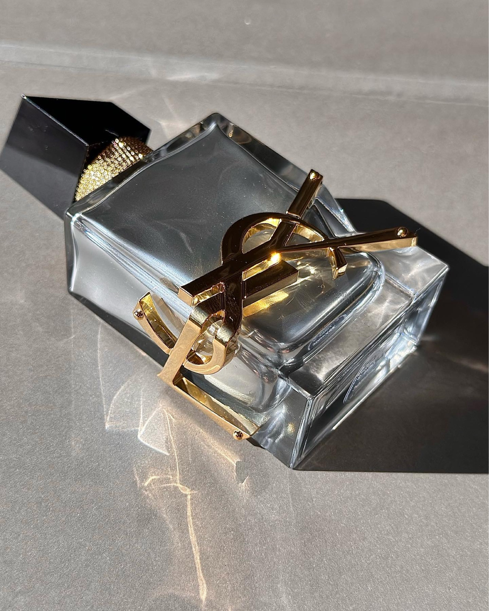 The new YSL Beauty Libre Absolu Platine Eau De Parfum combines elegance and sophistication. ✨

This one is my favorite fragrance from the Libre Collection.

It is a layerable warm floral scent. This perfume is like a bouquet of flowers for women, with the alluring scent of orange blossom and the confident aroma of diva lavender, it’s a fragrance that lasts a long time that has an intense presence.  When you wear it, you’ll feel a captivating mix of passion and coolness that perfectly balances each other.

I’m obsessed with the packaging! It is as exquisite as the fragrance itself. I love the attention to detail on the bottle, featuring a sleek and modern design.  The platinum accents and the iconic YSL logo make it a true collector’s item.

#LTKGiftGuide #LTKbeauty #LTKHoliday