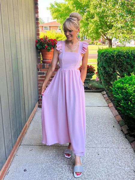 Use promo code 20IC9EIN to save 20% on this dress plus a 10% coupon thru EOD on 8/7! Under $30 (reg. $41.99). While supplies last - maxi dress - cut out dress - backless dress - trendy dress - Amazon Fashion - Amazon promo code - Amazon promo codes - Amazon coupon - Amazon coupons - Amazon deals 


#LTKsalealert #LTKSeasonal #LTKunder50