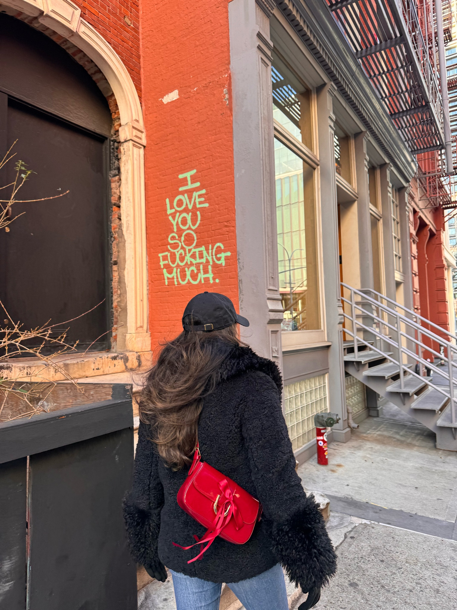 New York outfit ft. Amazon red bag ❤️ Sherpa jacket is a must! Added a red bow to my purse 

#LTKitbag #LTKfindsunder50 #LTKtravel