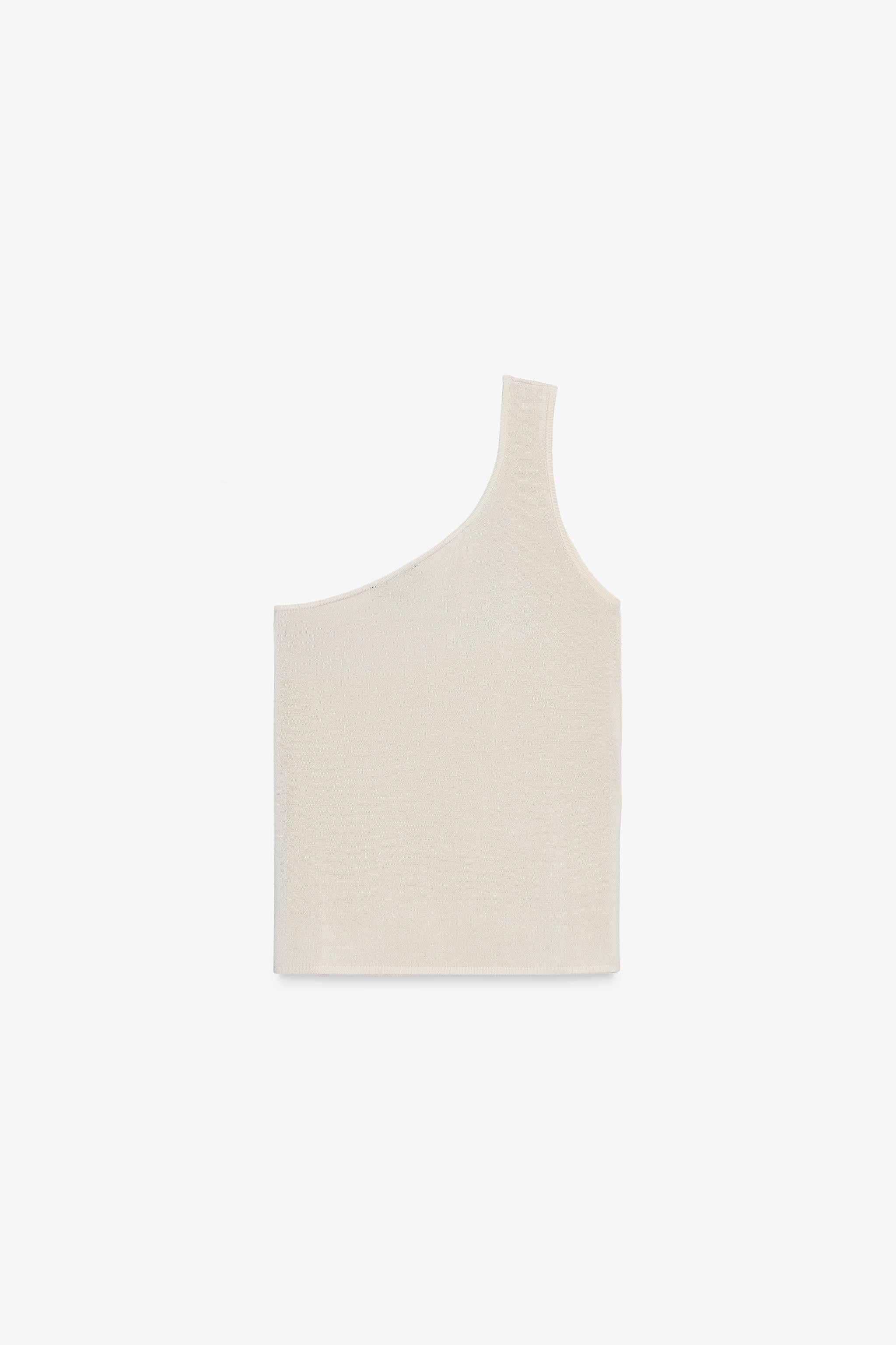 ASYMMETRIC KNIT TOP WITH HARDWARE | Zara US
