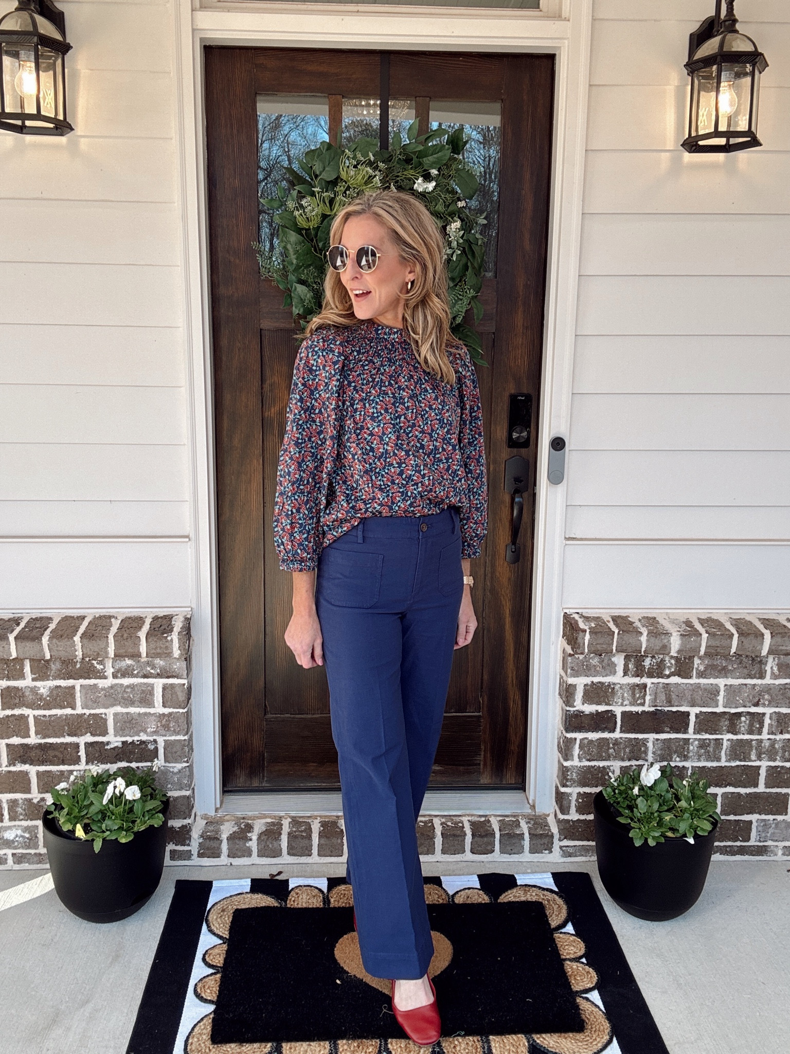 Classic jcrew factory style for your everyday lifestyle these high-rise Lizzy Patch pocket pants are fantastic for work and more less than $50- paired with this printed mark top - $20 with matching headband that is $6. 
Affordable look for less! 
Size small in top // 26 in pants 

#LTKWorkwear #LTKStyleTip #LTKWatchNow