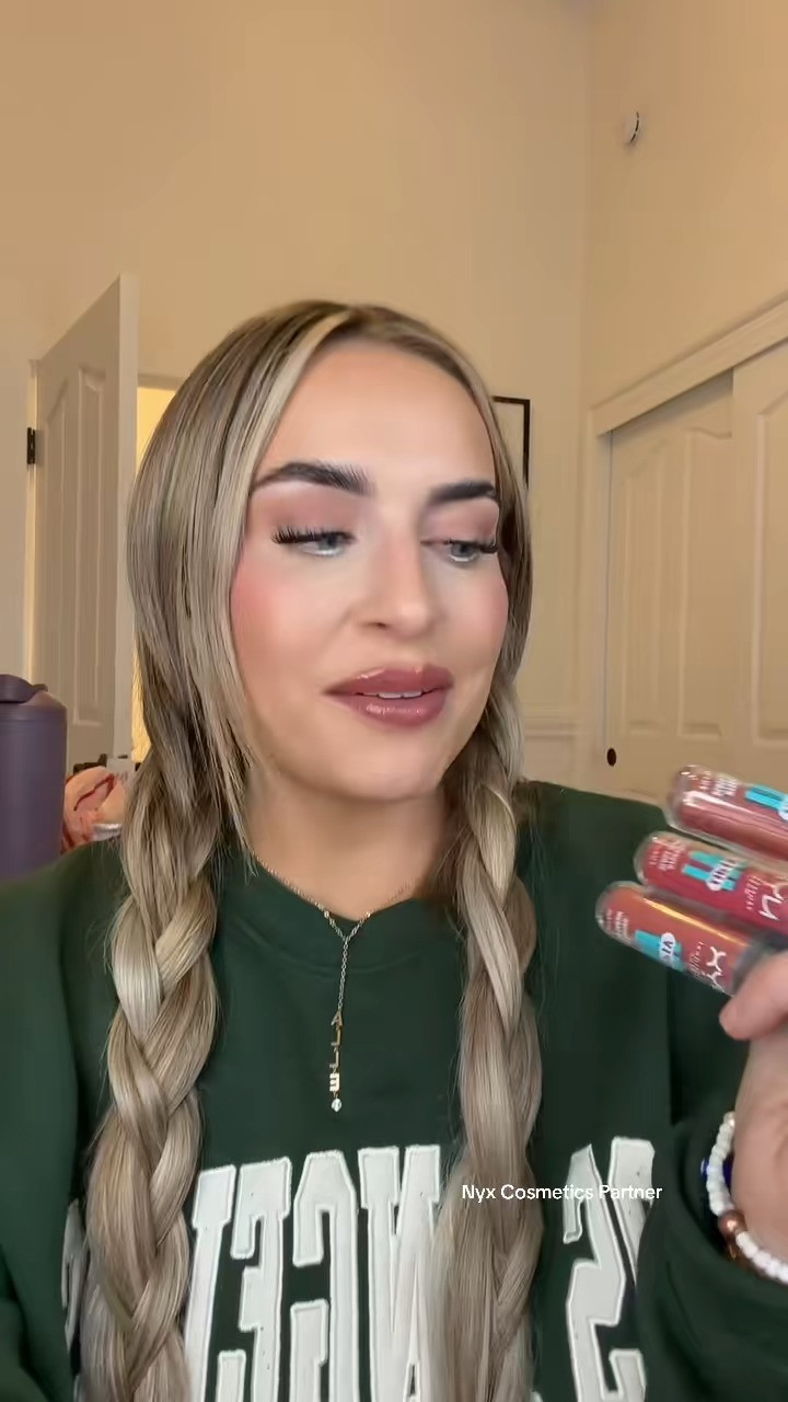 I loooove the color trios!!  

 #LTKdayinmylife #LTKgrwm #LTKBeauty