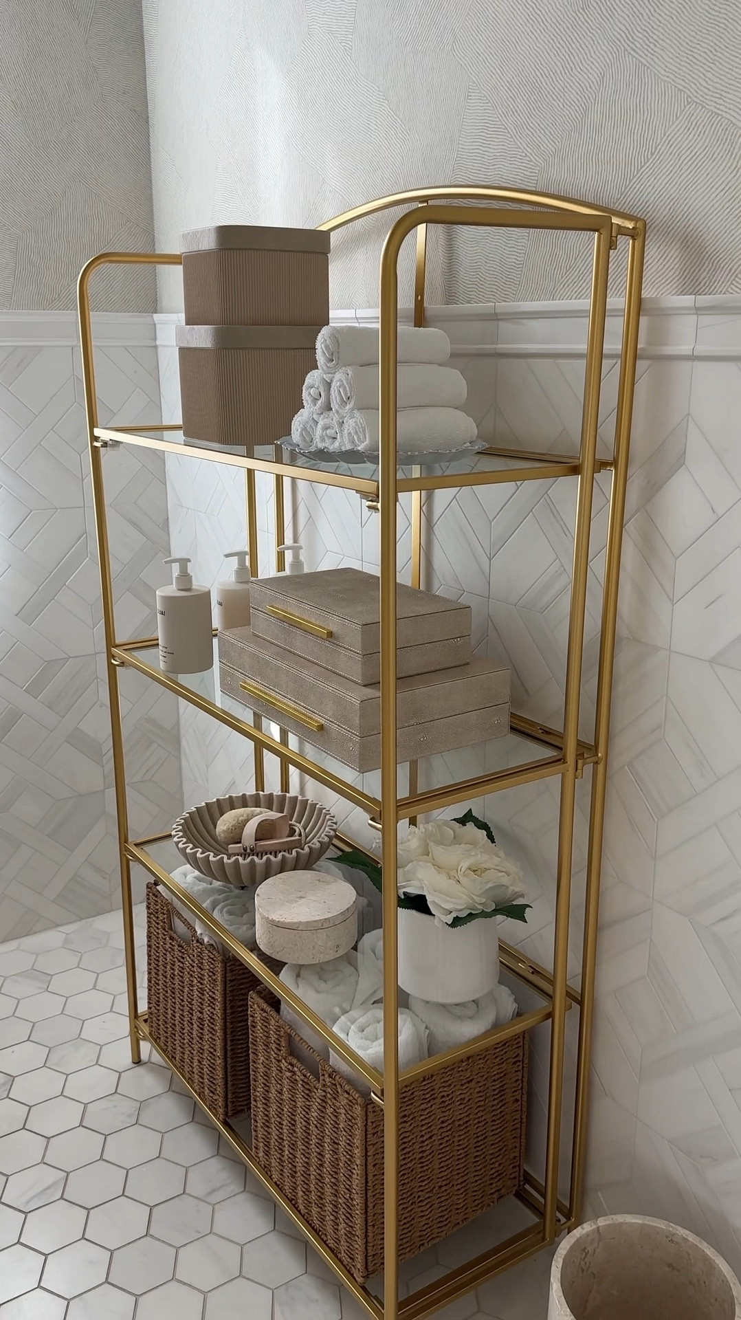 Scroll to shop!! Follow for more Amazon finds!!! Xo! 💖

#LTKWatchNow #LTKHome #LTKStyleTip