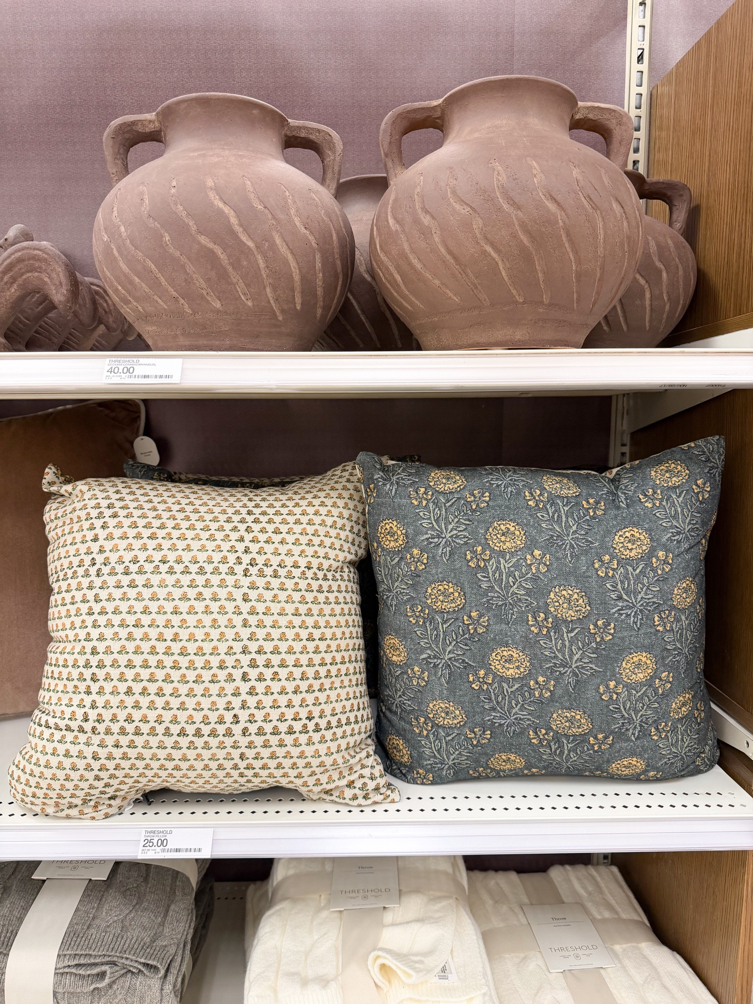Target new fall home decor // throw pillows // vase // threshold studio McGee