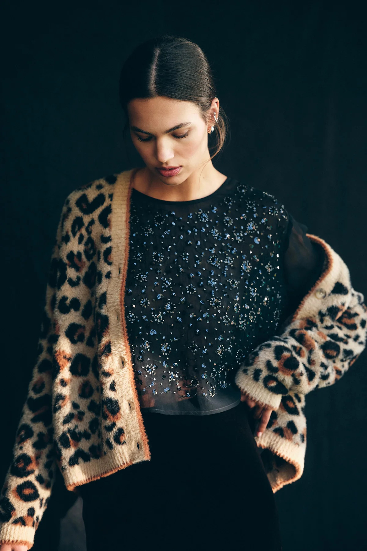 BETSY FEATHER YARN JACQUARD LEOPARD BUTTON FRONT CARDIGAN | Velvet by Graham & Spencer