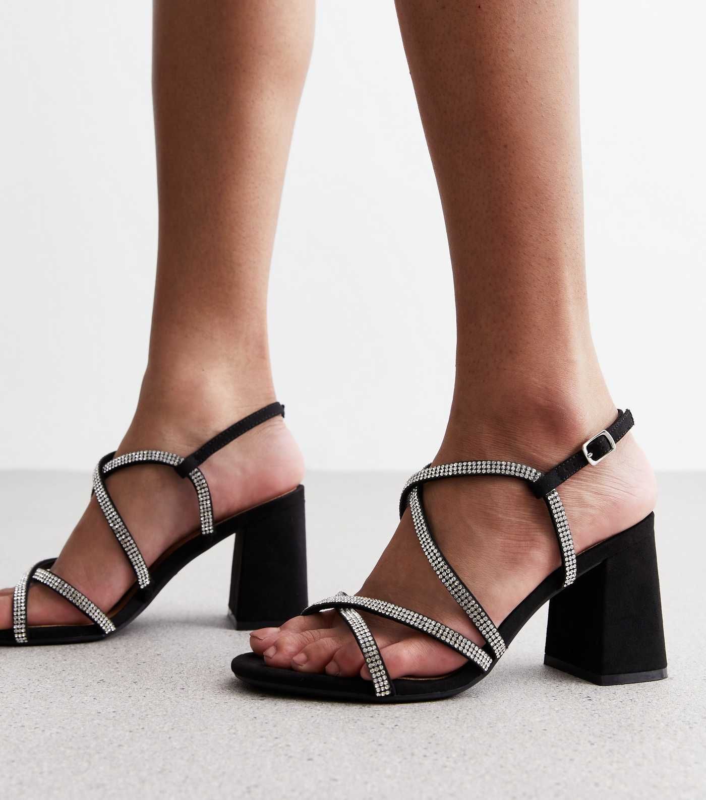 Wide Fit Black Diamanté Strappy Block Heel Sandals | New Look | New Look (UK)