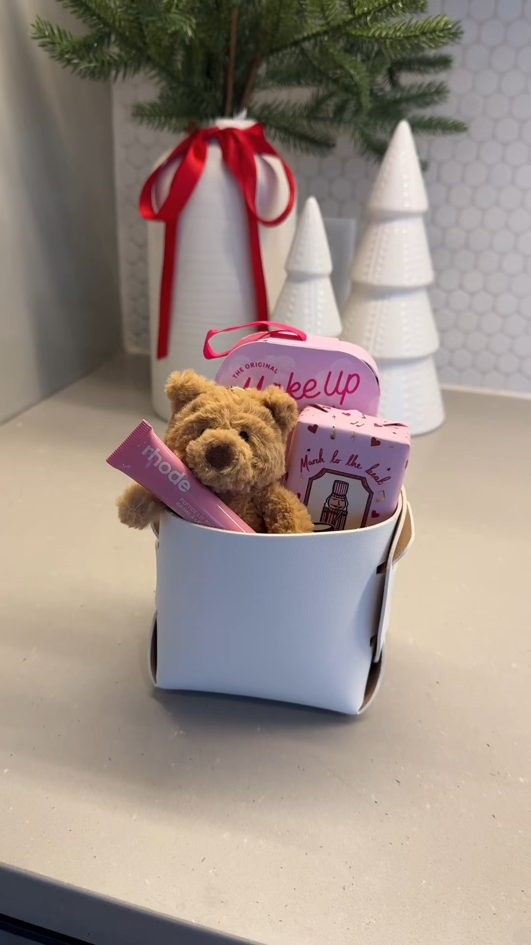 $5 baskets from Amazon! Perfect as the base for your next mini burr basket. They come in lots of colors and are reusable, which is so much better than a gift bag they’ll just throw away 💖🎀

#LTKFindsUnder50 #LTKGiftGuide #LTKHoliday
