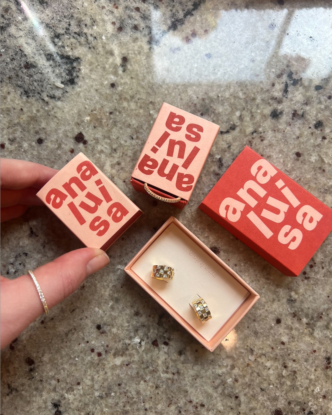 I am loving my everyday jewelry from Ana Luisa! They are tarnish-proof and water resistant—perfect for everyday wear and gifting, and not to mention, very affordable! Comes with a 2 year warranty, with designs as low as $39! 👀 

#ad #analuisa #AnaLuisaAmbassador #BestDeal  

 