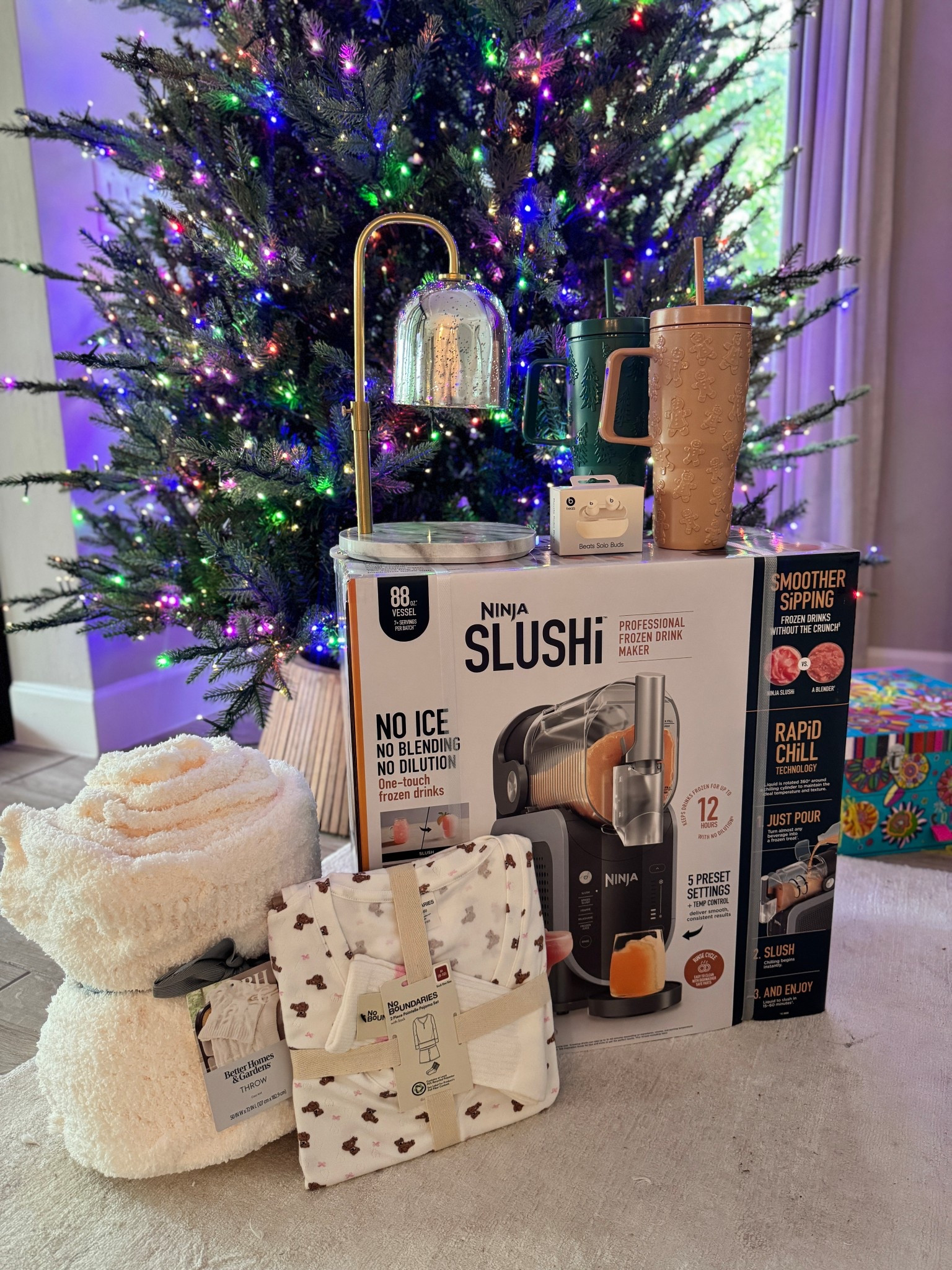 Walmart last minute gifts that will arrive in time for Christmas with express delivery! 

Subject to availability. Fees & restrictions apply."

#walmartpartner #walmartgifts #walmart @walmart 

#LTKHoliday