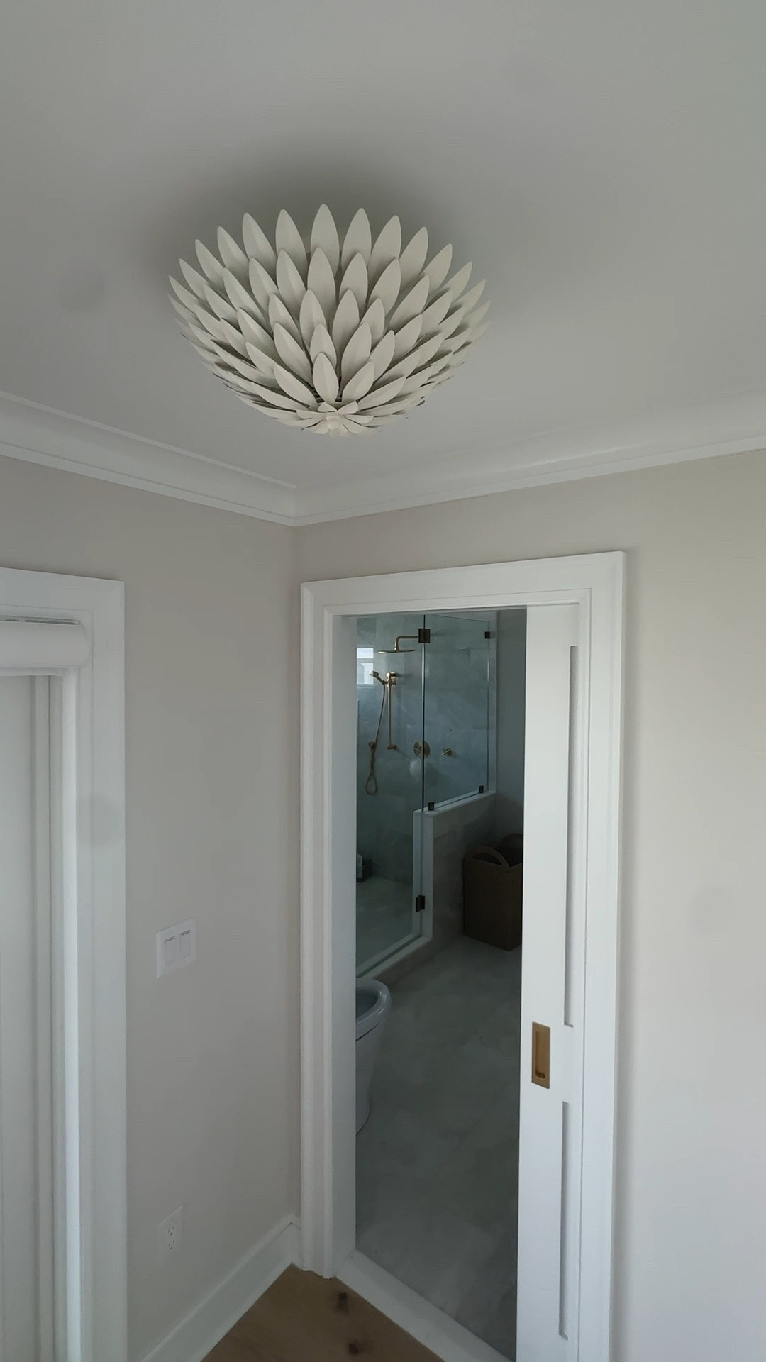 Look for less!!! This semi flush light fixture is so similar to one from Serena and lily but is half the price ✨😍

Interior design
Coastal decor
Home design 
Decorating
Home decor
Beach house
Beachy decor
Home finds
Lighting
New home
Bedroom inspiration
Bedroom decor
Serena and lily
Wayfair
Wall art
Home design inspo
King bed
Queen size bed
Bedding
Sheets
Light fixtures
Kitchen
Living room decor
Furniture


#LTKhome #LTKVideo #LTKsalealert