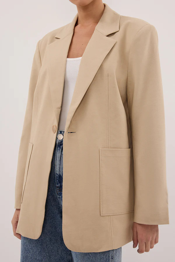 LOUIE NATURAL PATCH POCKET BLAZER | DISSH
