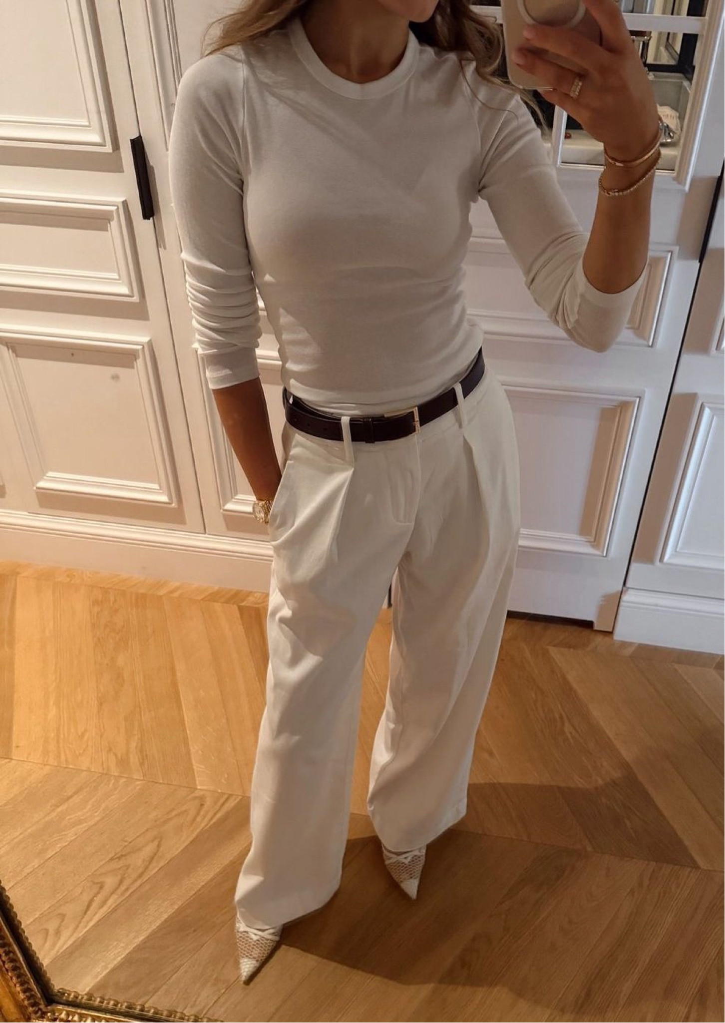 The most comfortable smart casual look, styling ivory Goelia wide pleated tailored trousers that feel like a dream, with a H&M basics top, elevated with Jimmy Choo heels, dark chocolate Weekend Max Mara belt and gold jewellery 

#LTKautumn #LTKluxury #LTKstyletip